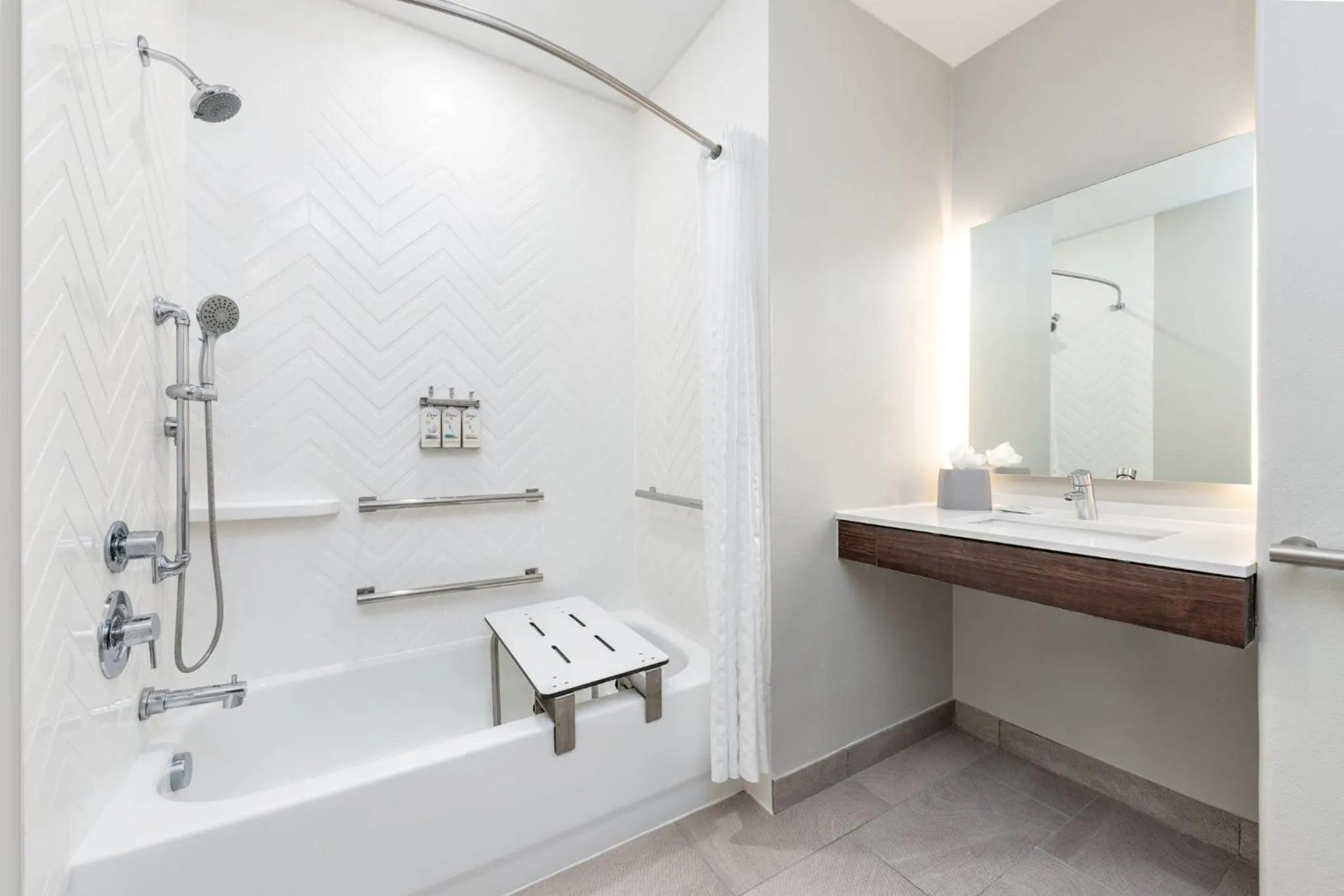 Photo of the whole room in Holiday Inn Killeen - Fort Hood Area by IHG