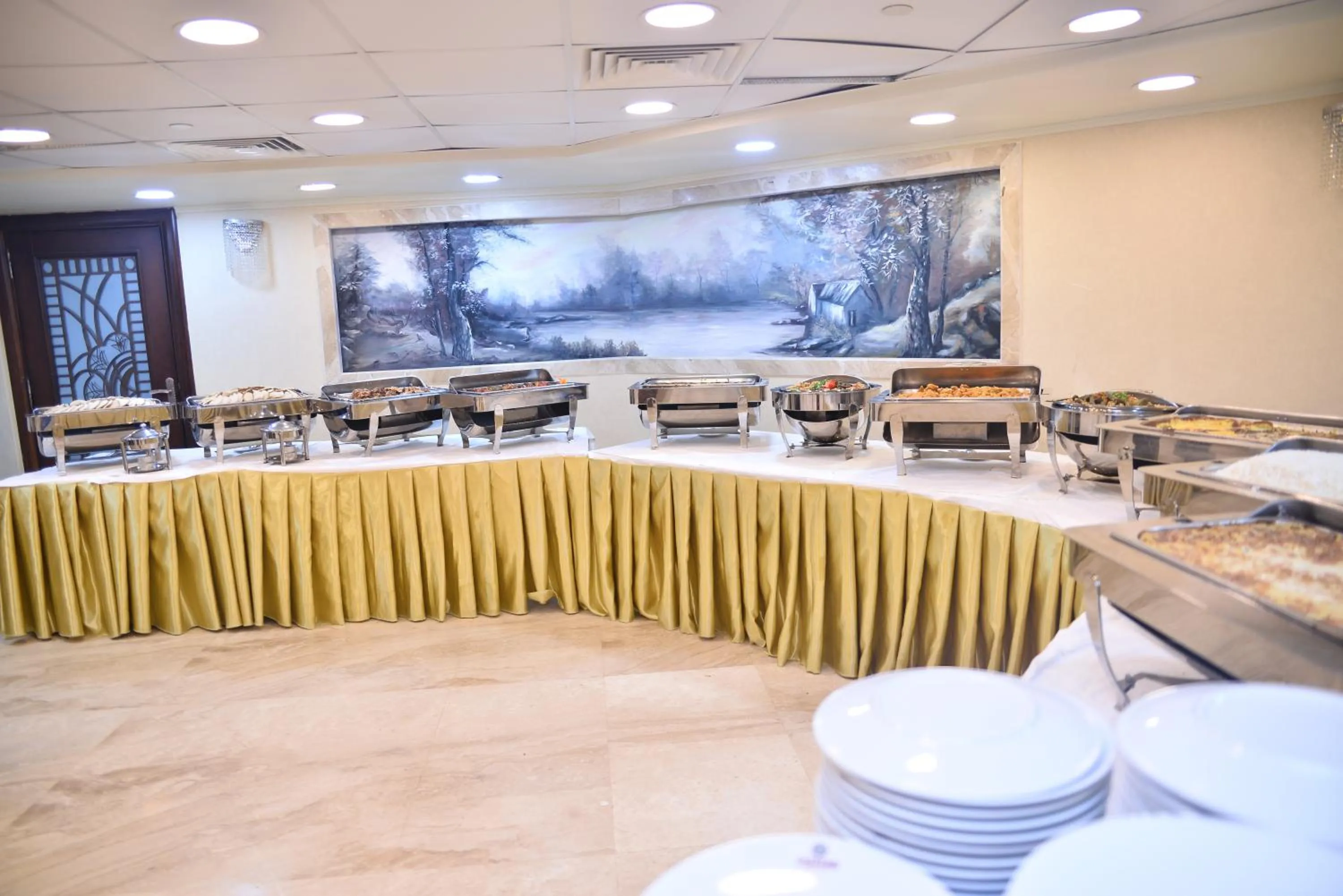 Restaurant/places to eat in Eastern Al Montazah Hotel