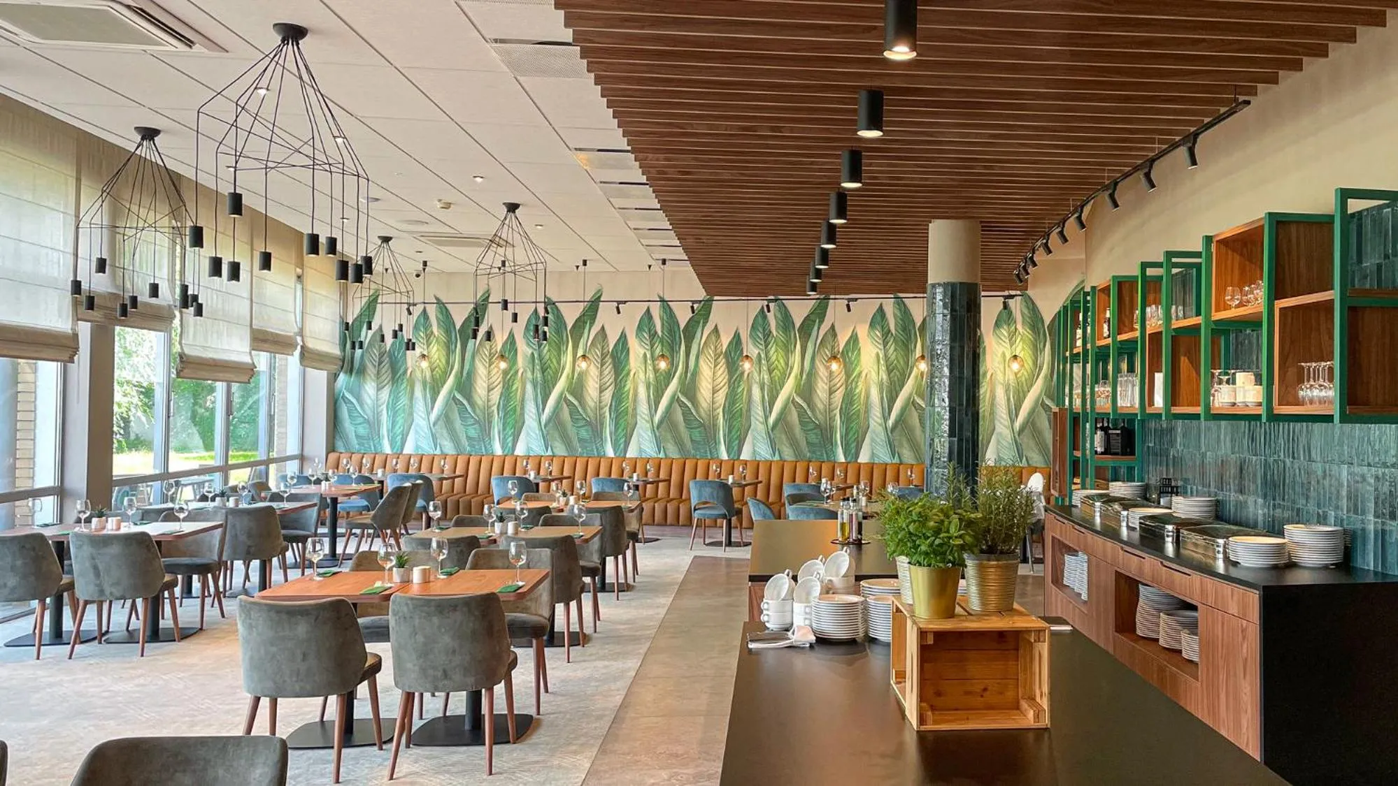 Restaurant/places to eat in Hotel Victor Pruszków DeSilva