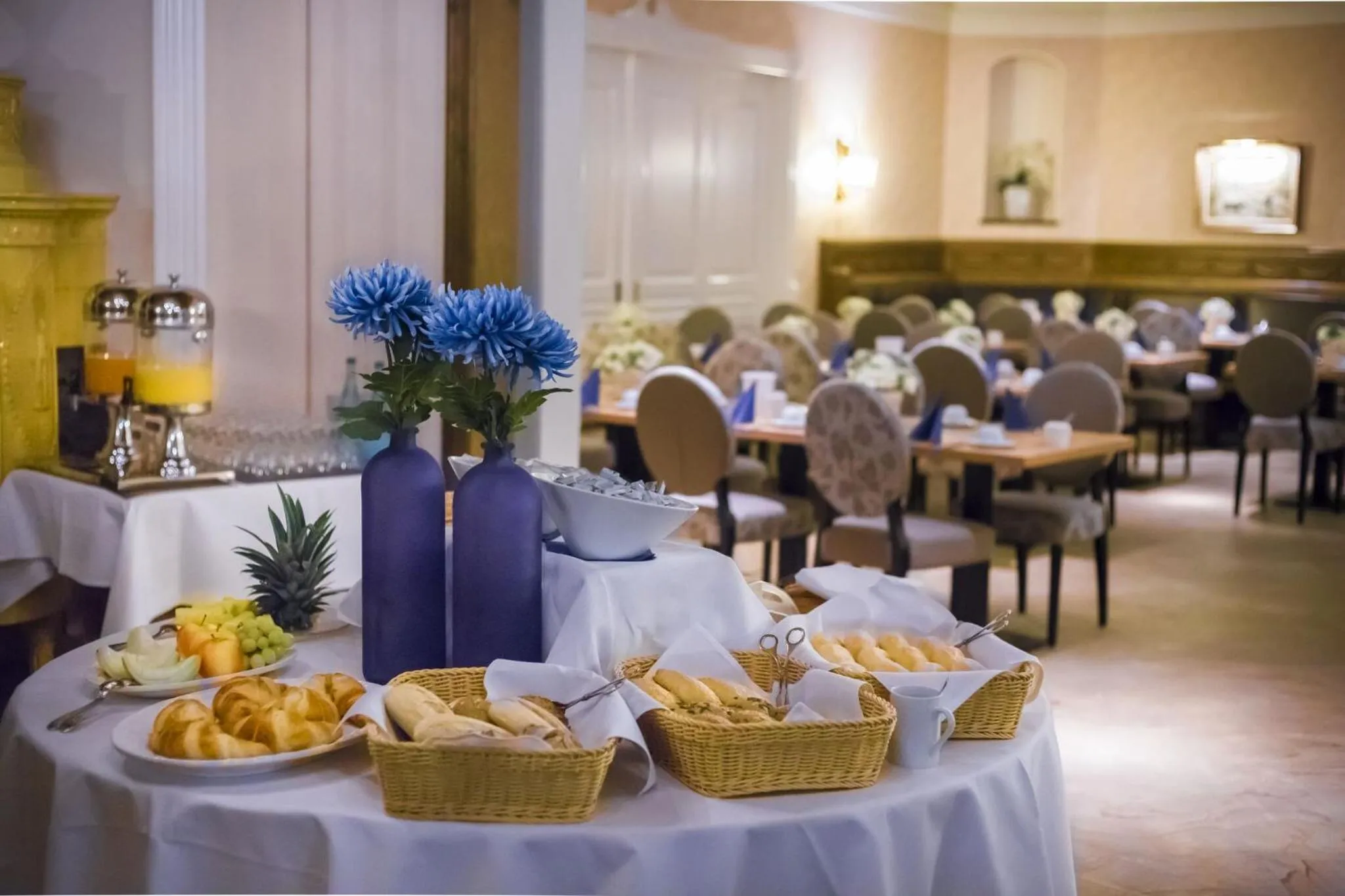 Buffet breakfast in Burghotel Haselünne