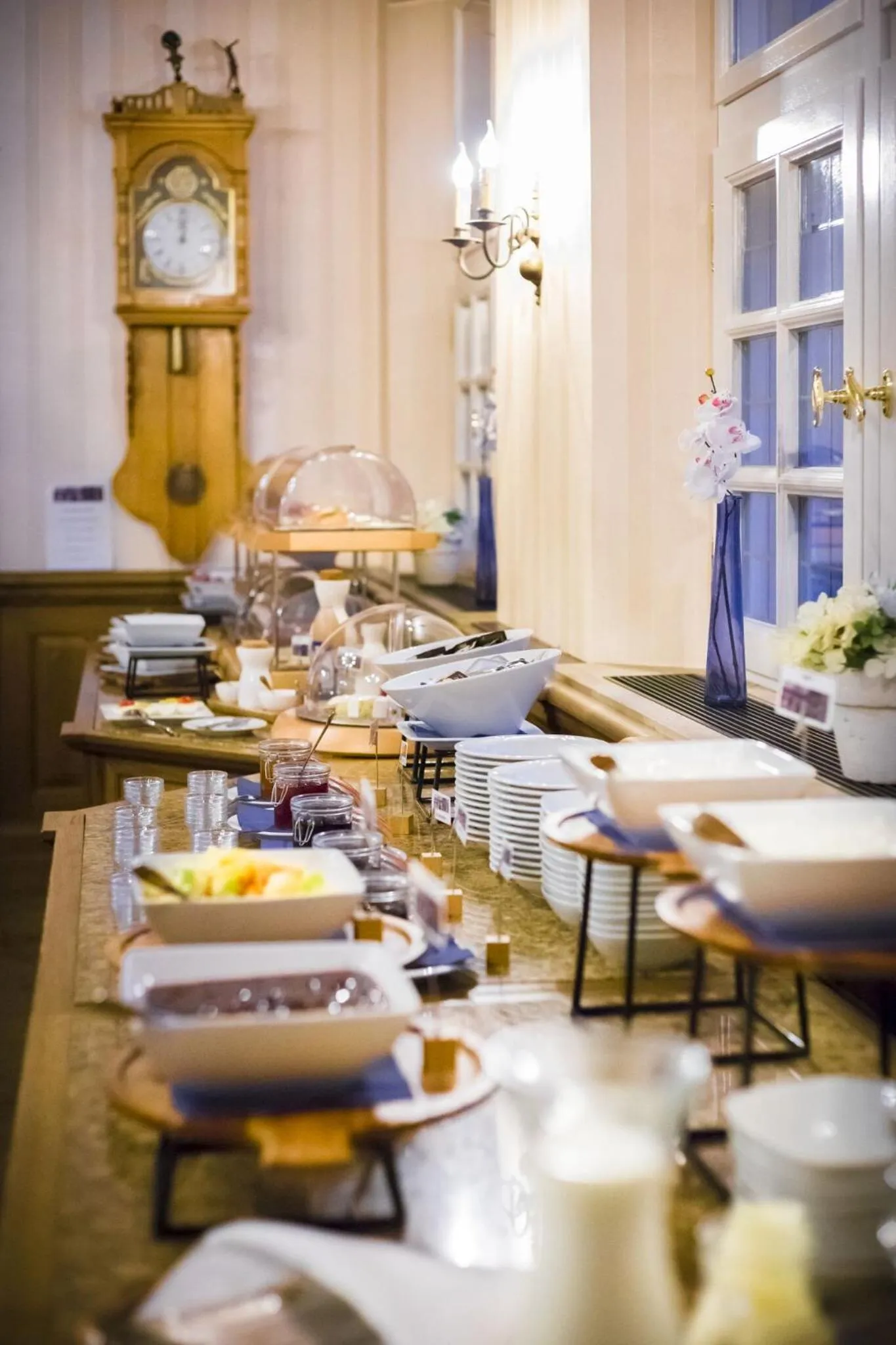 Buffet breakfast in Burghotel Haselünne