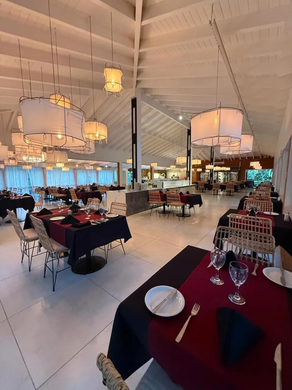 Restaurant/places to eat in La Reserva Virgin Lodge