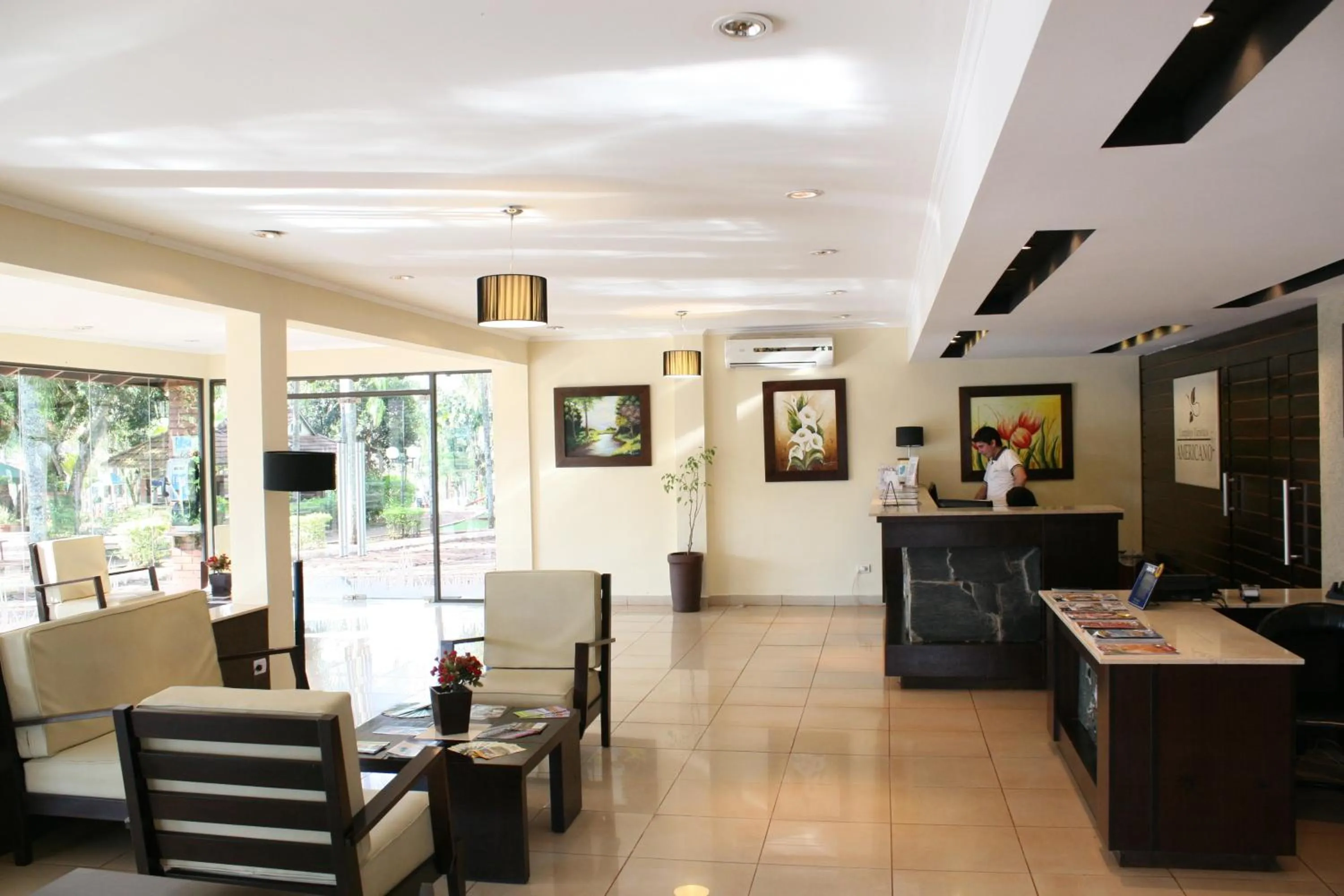 Facade/entrance in Complejo Americano