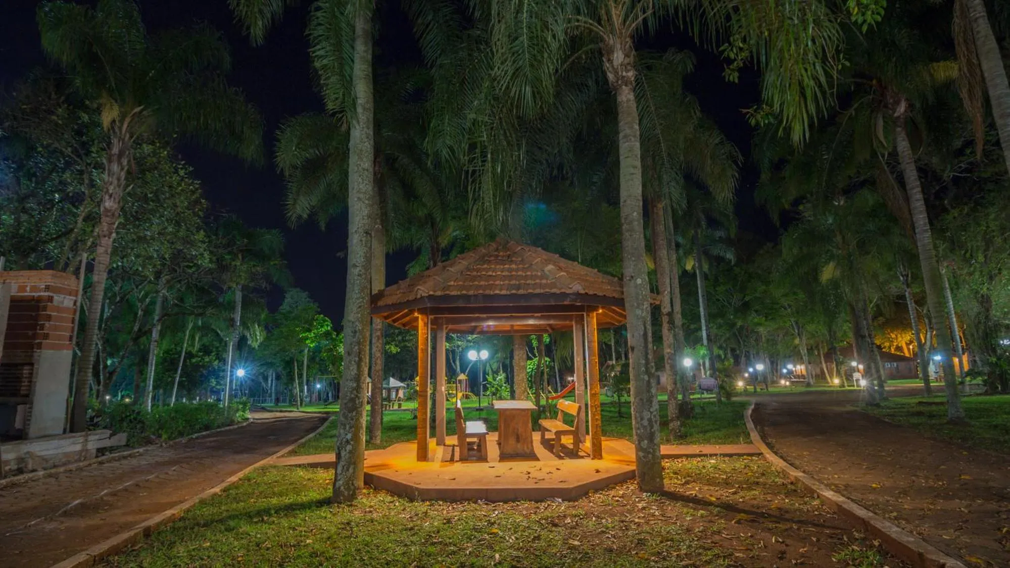 Night in Complejo Americano