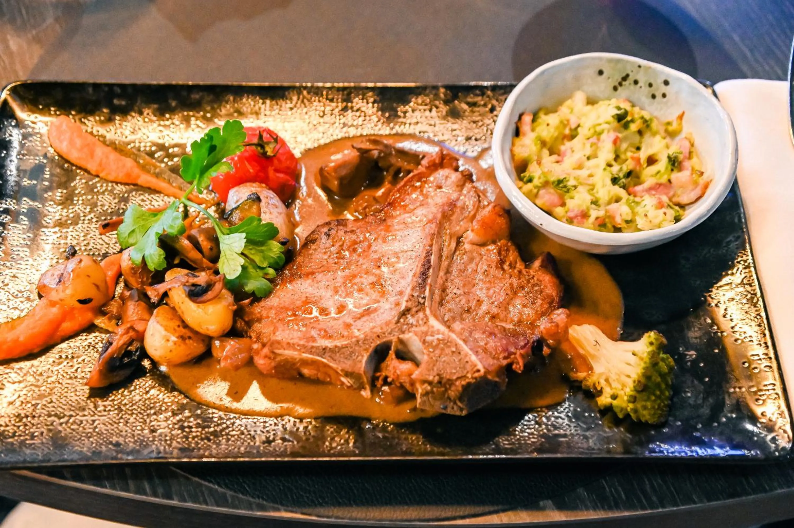 Restaurant/places to eat in La glycine hotel, spa et bien-être