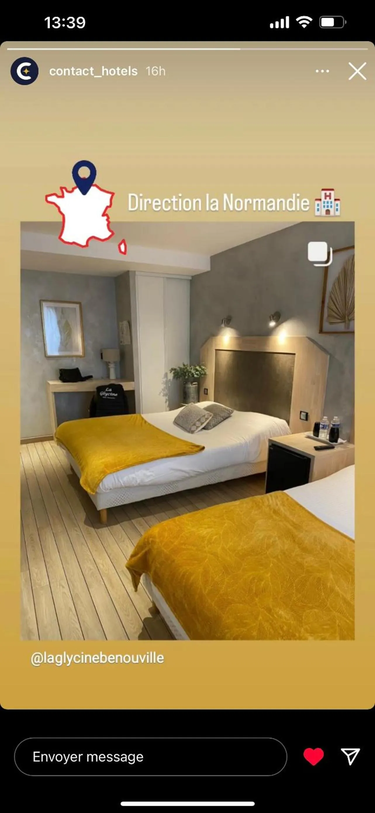 Bed in La glycine hotel, spa et bien-être