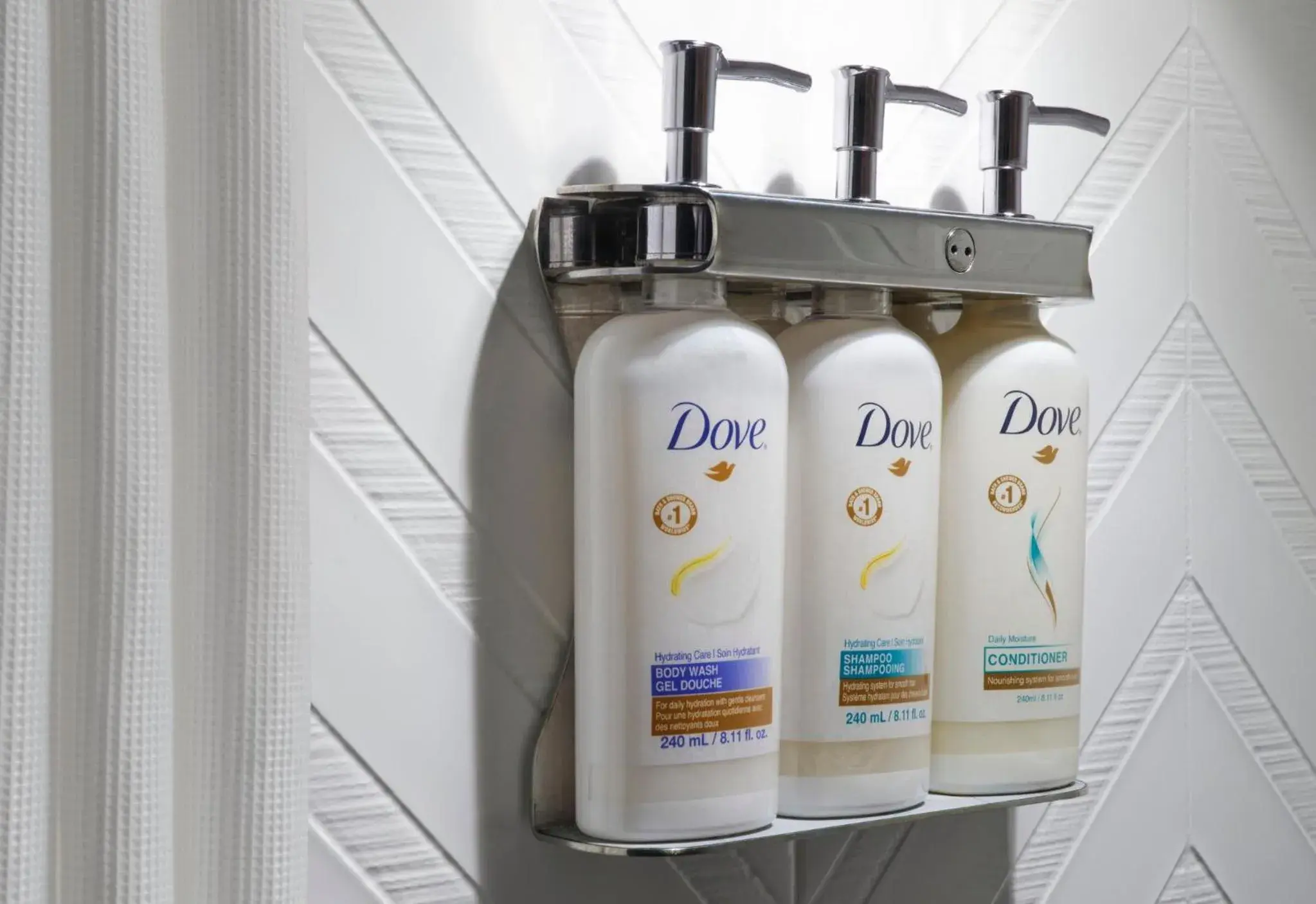 Standard King Room in Holiday Inn Meridian East I 59 / I 20 Standard King Room in Holiday Inn Meridian East I 59 / I 20