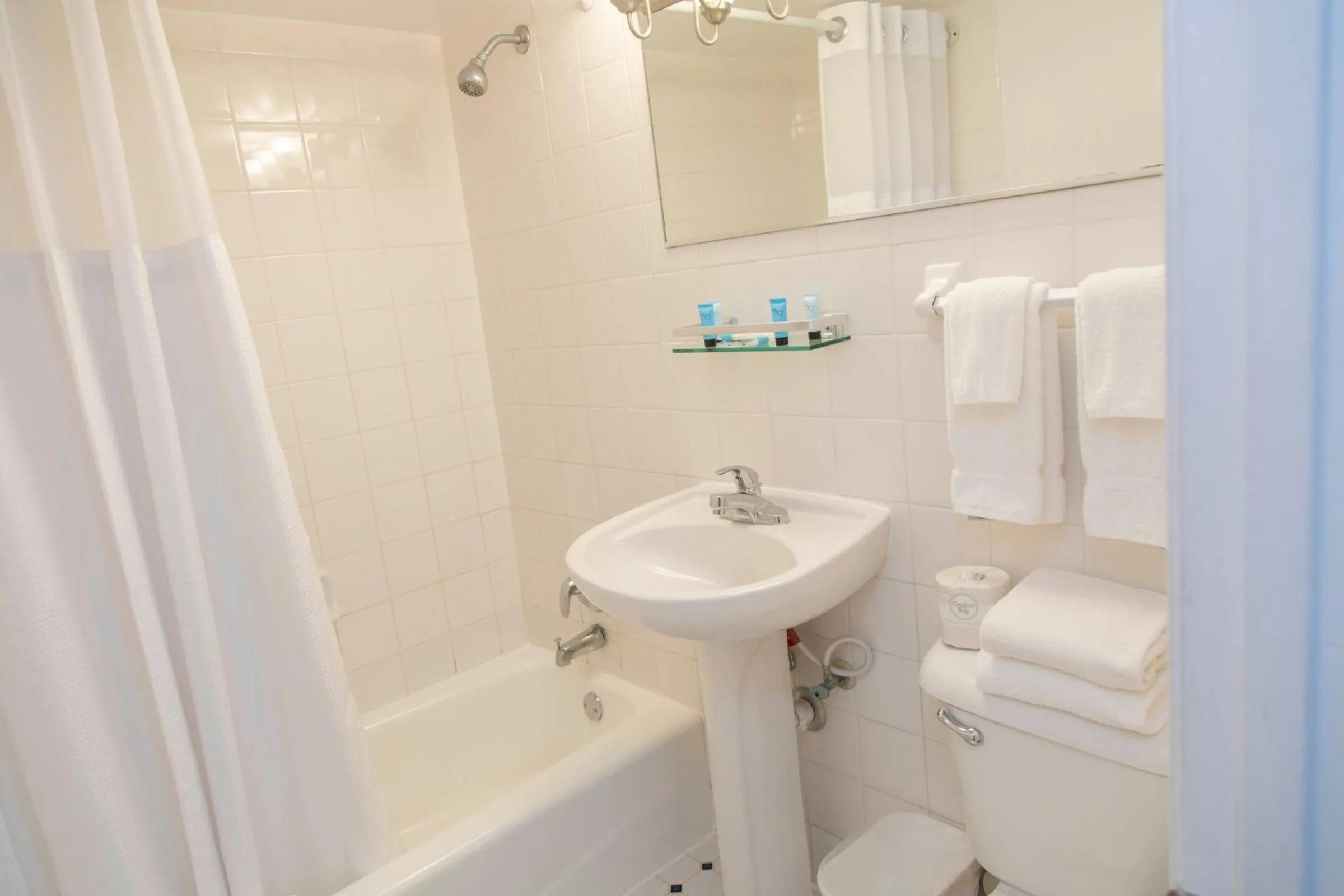 Bath in Beach Place Hotel