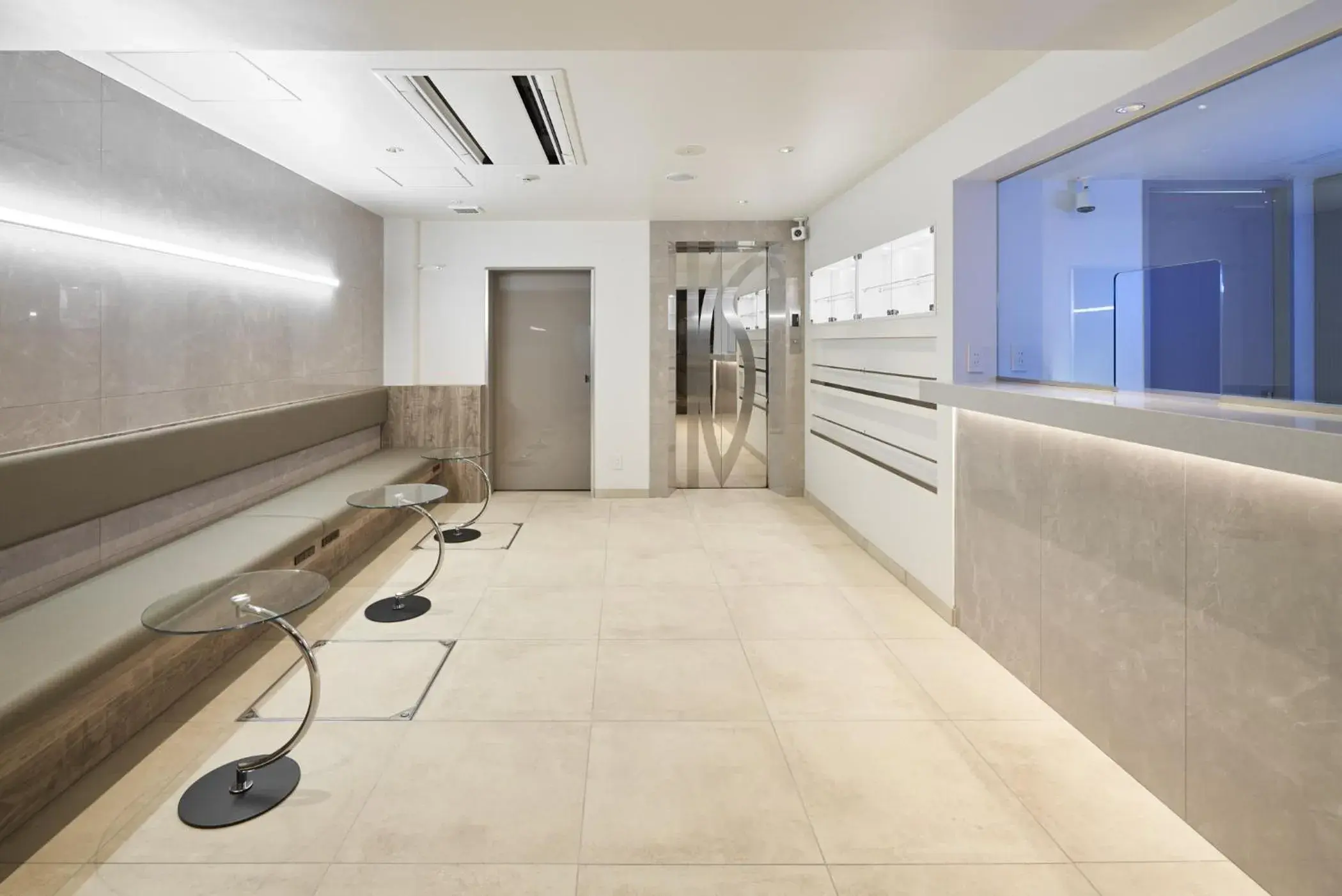 Lobby or reception in Shinjuku City Hotel N.U.T.S Tokyo Lobby or reception in Shinjuku City Hotel N.U.T.S Tokyo