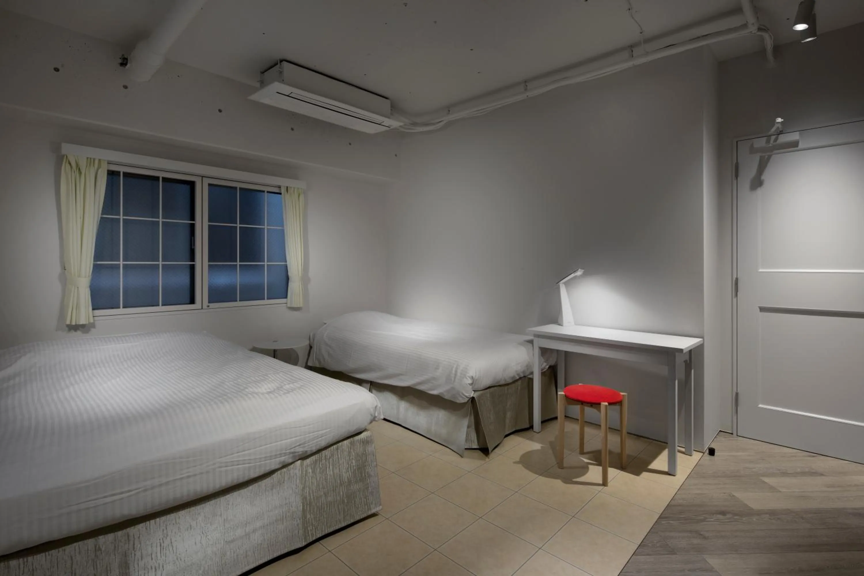 Photo of the whole room, Bed in Shinjuku City Hotel N.U.T.S Tokyo