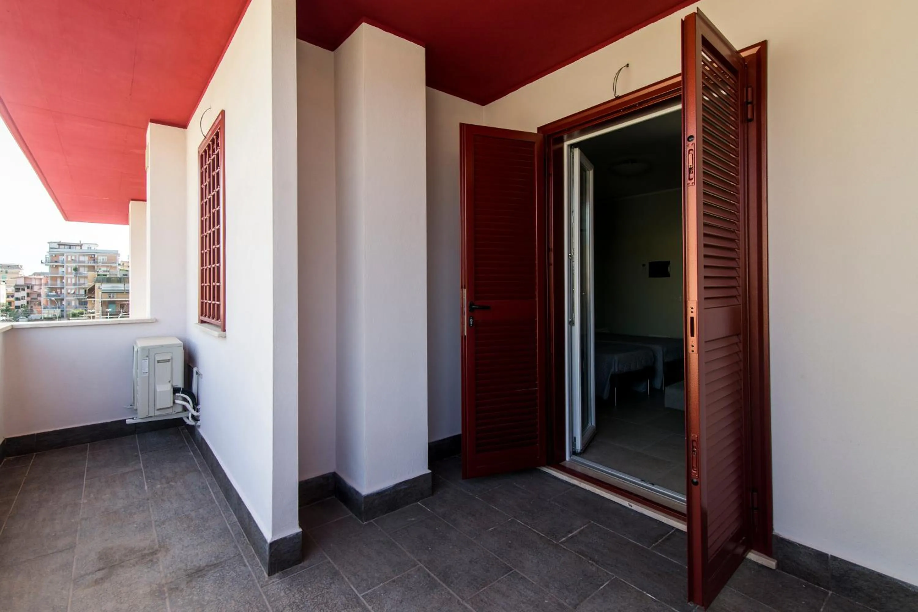 Facade/entrance in Guest House Roma Express