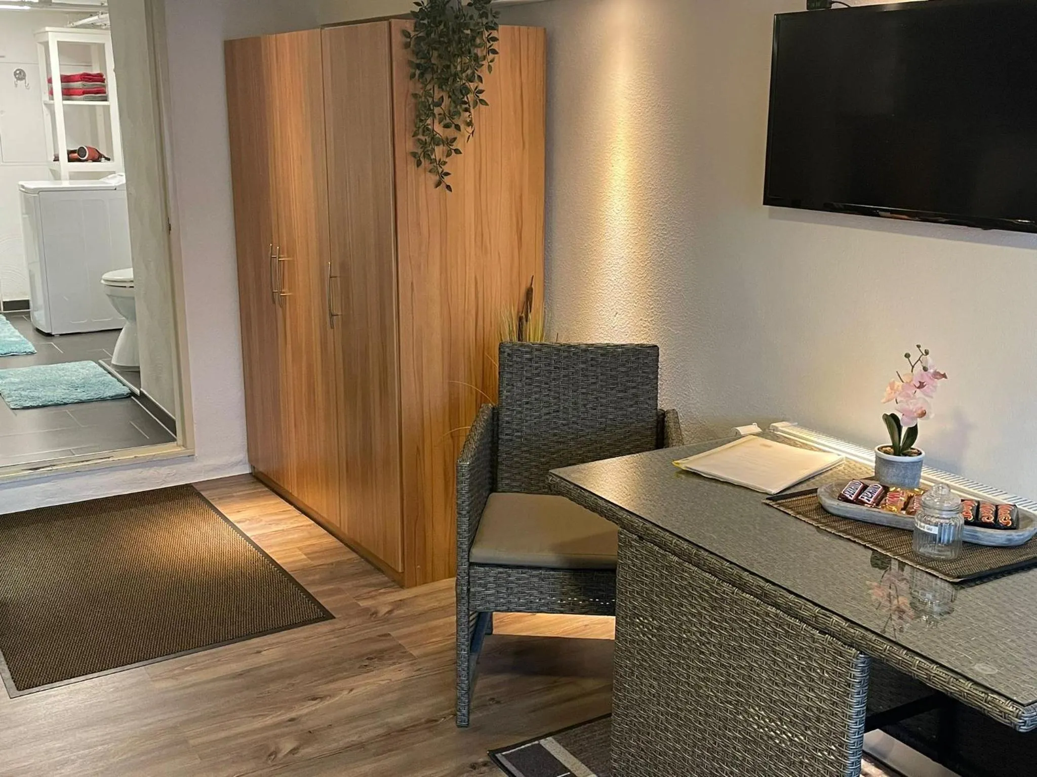 Photo of the whole room, Bed in Apartment Mette