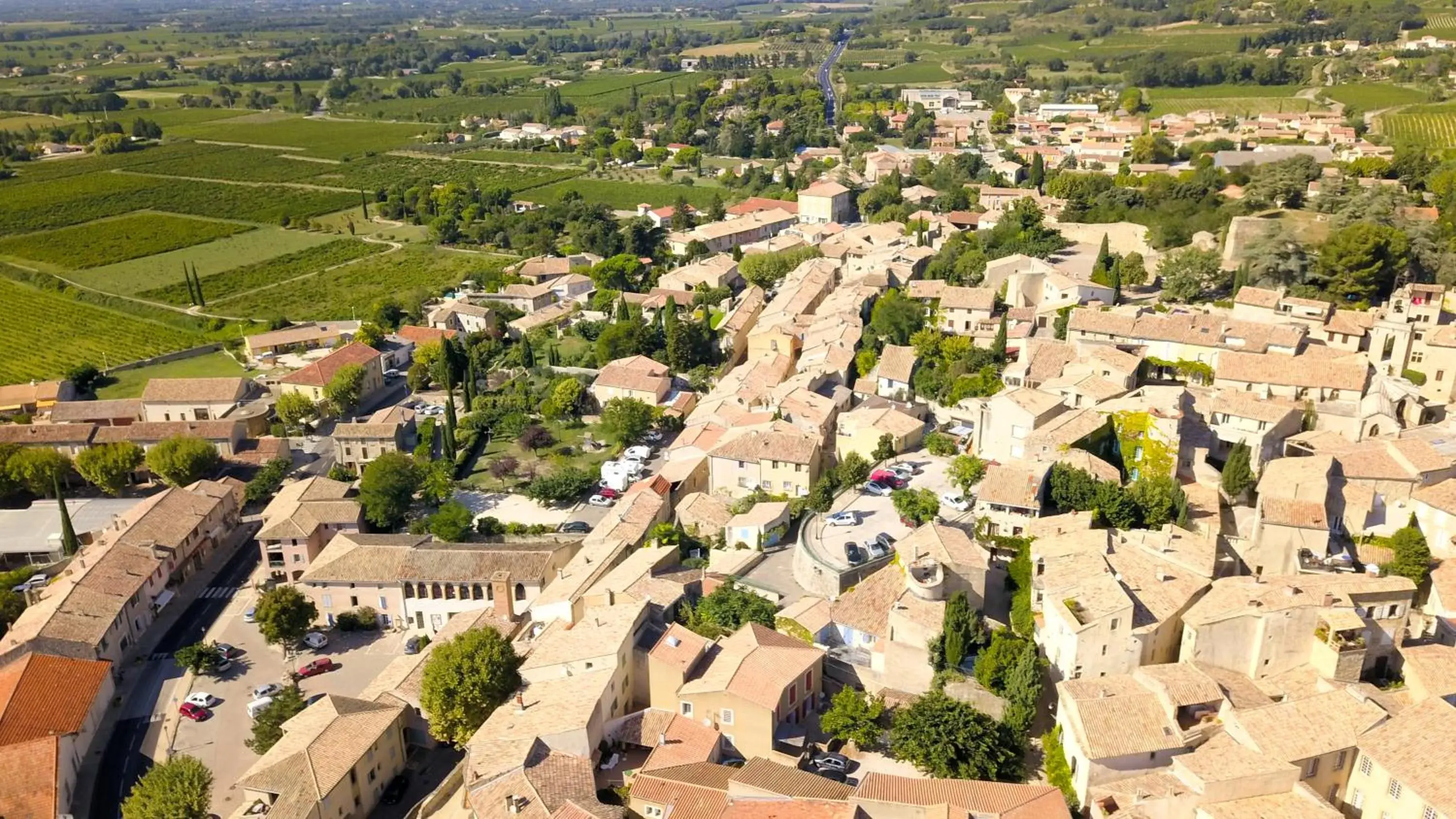 Bird's eye view in Hotel Du Midi Bird's eye view in Hotel Du Midi