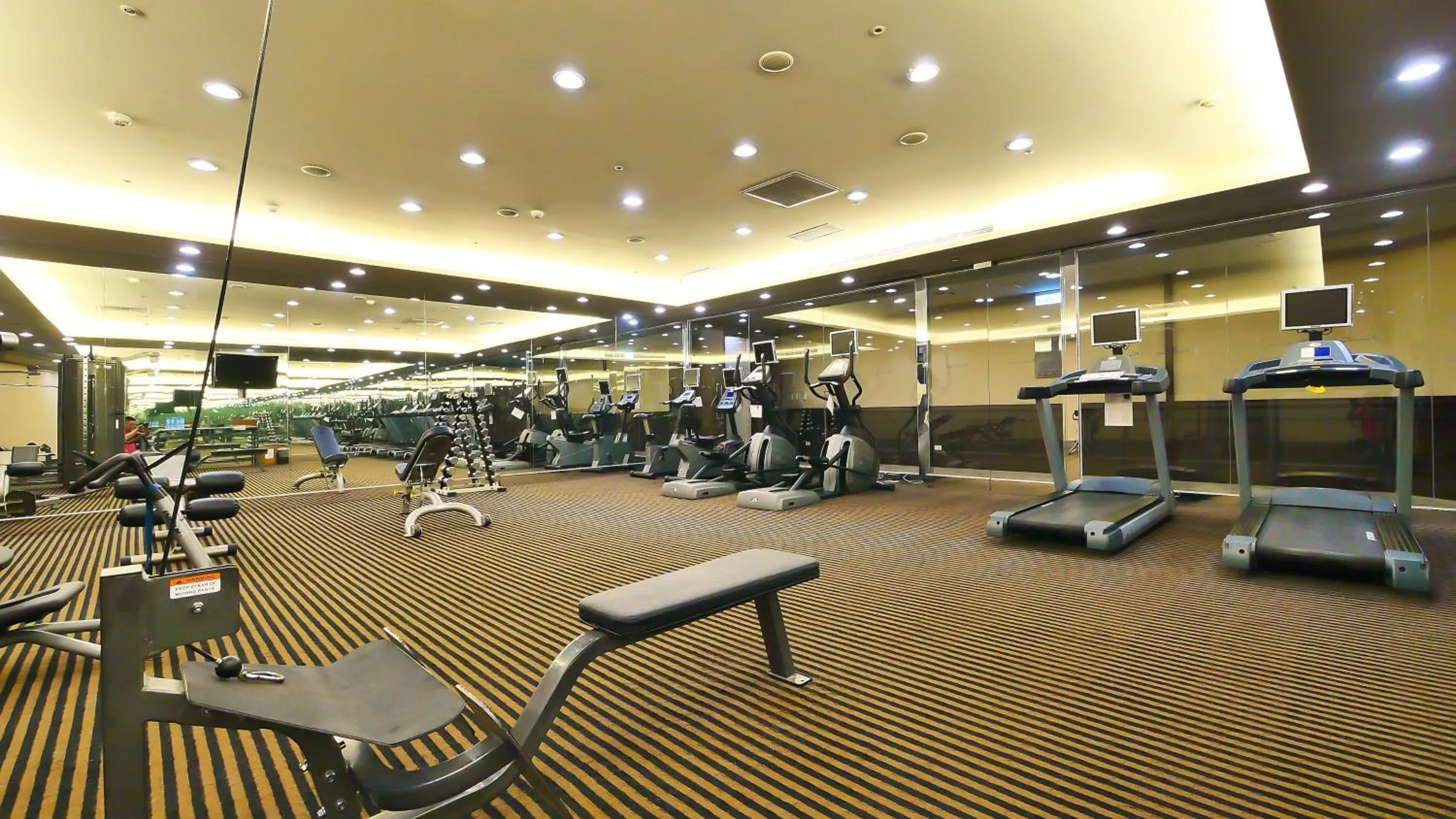 Fitness centre/facilities in HiONE Holiday Hotel