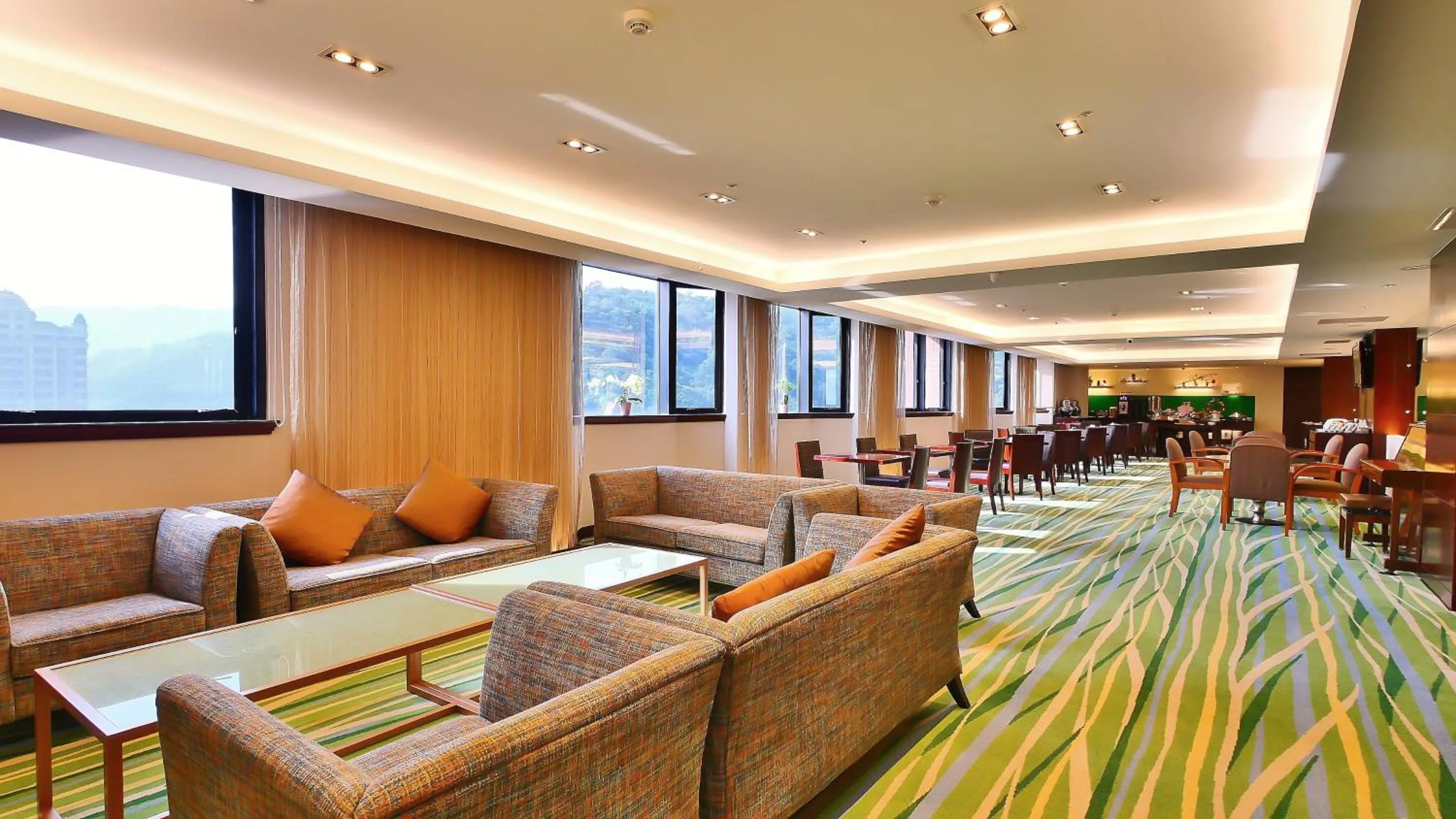 Lounge or bar in HiONE Holiday Hotel