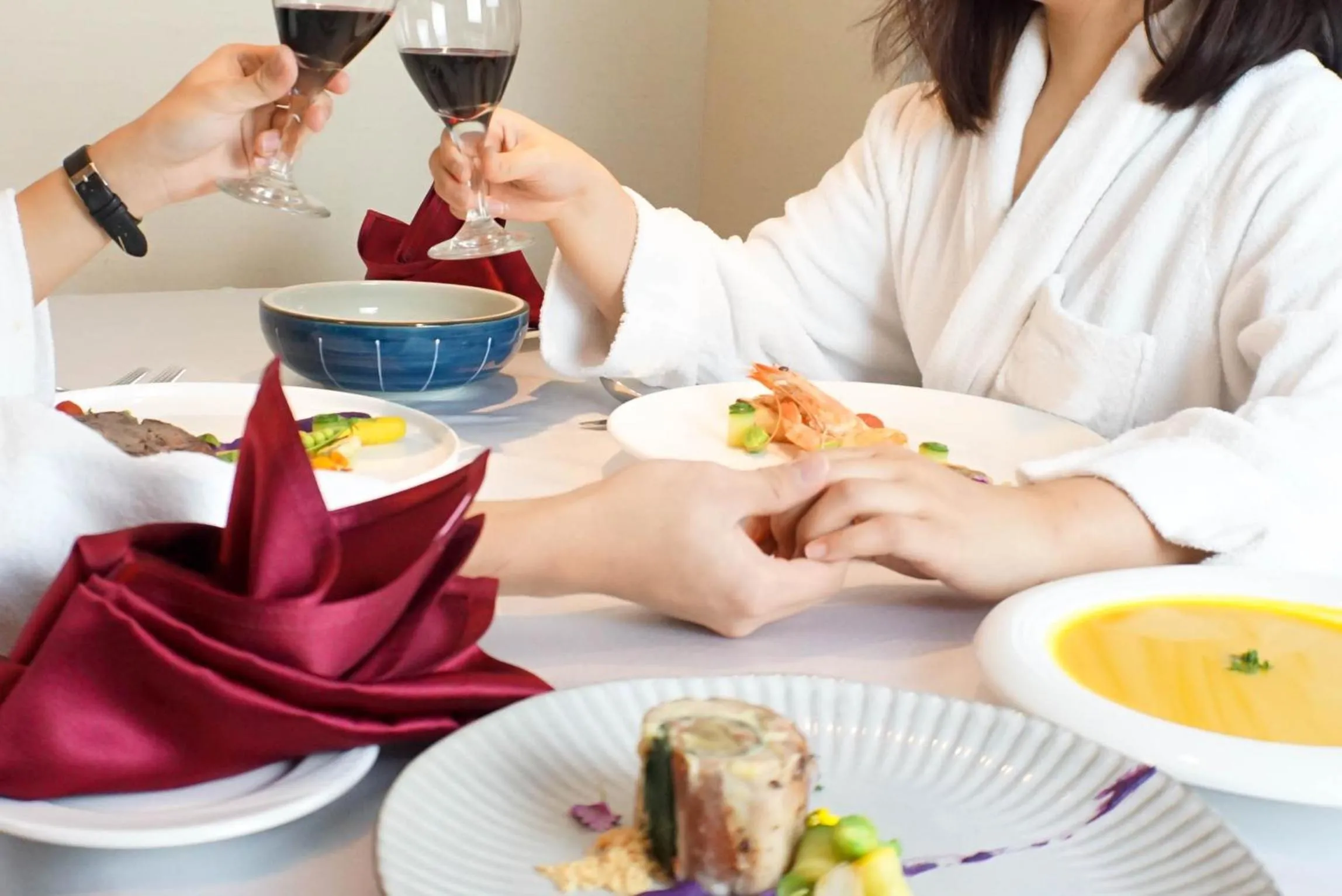 Dining area in HiONE Holiday Hotel