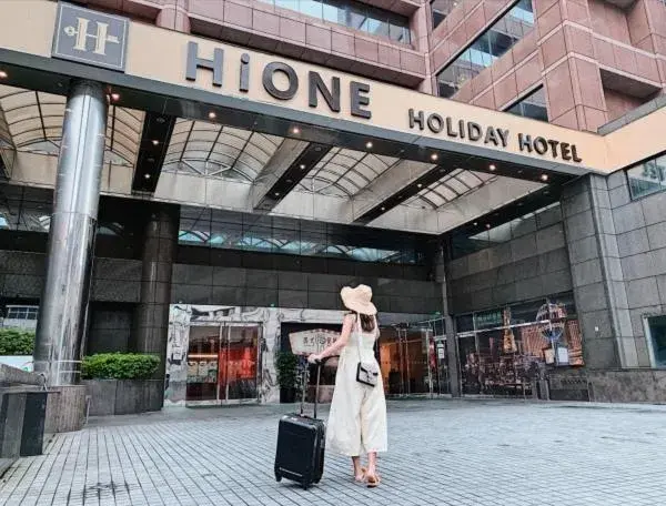 Facade/entrance in HiONE Holiday Hotel Facade/entrance in HiONE Holiday Hotel