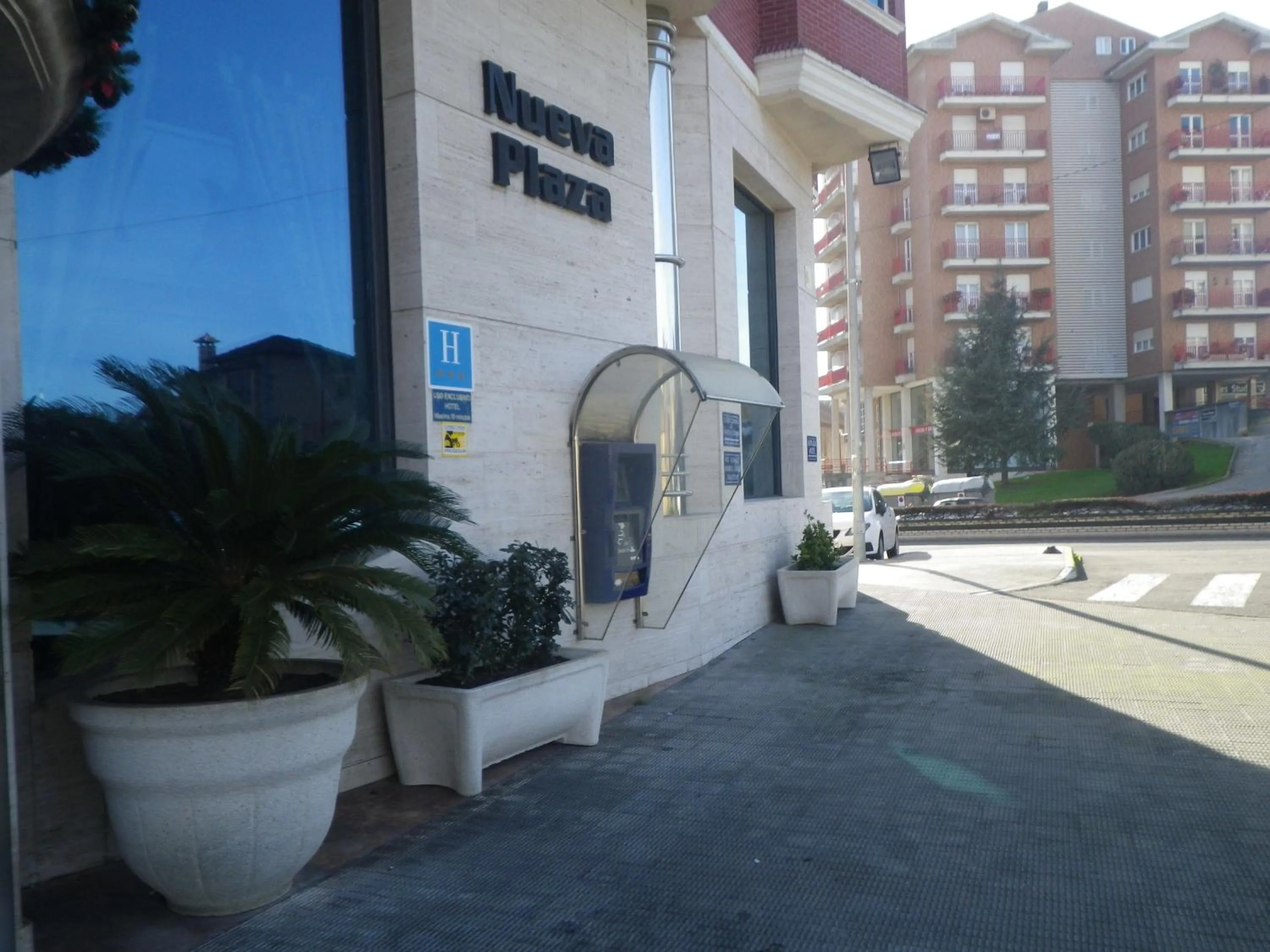 Facade/entrance in Hotel Nueva Plaza