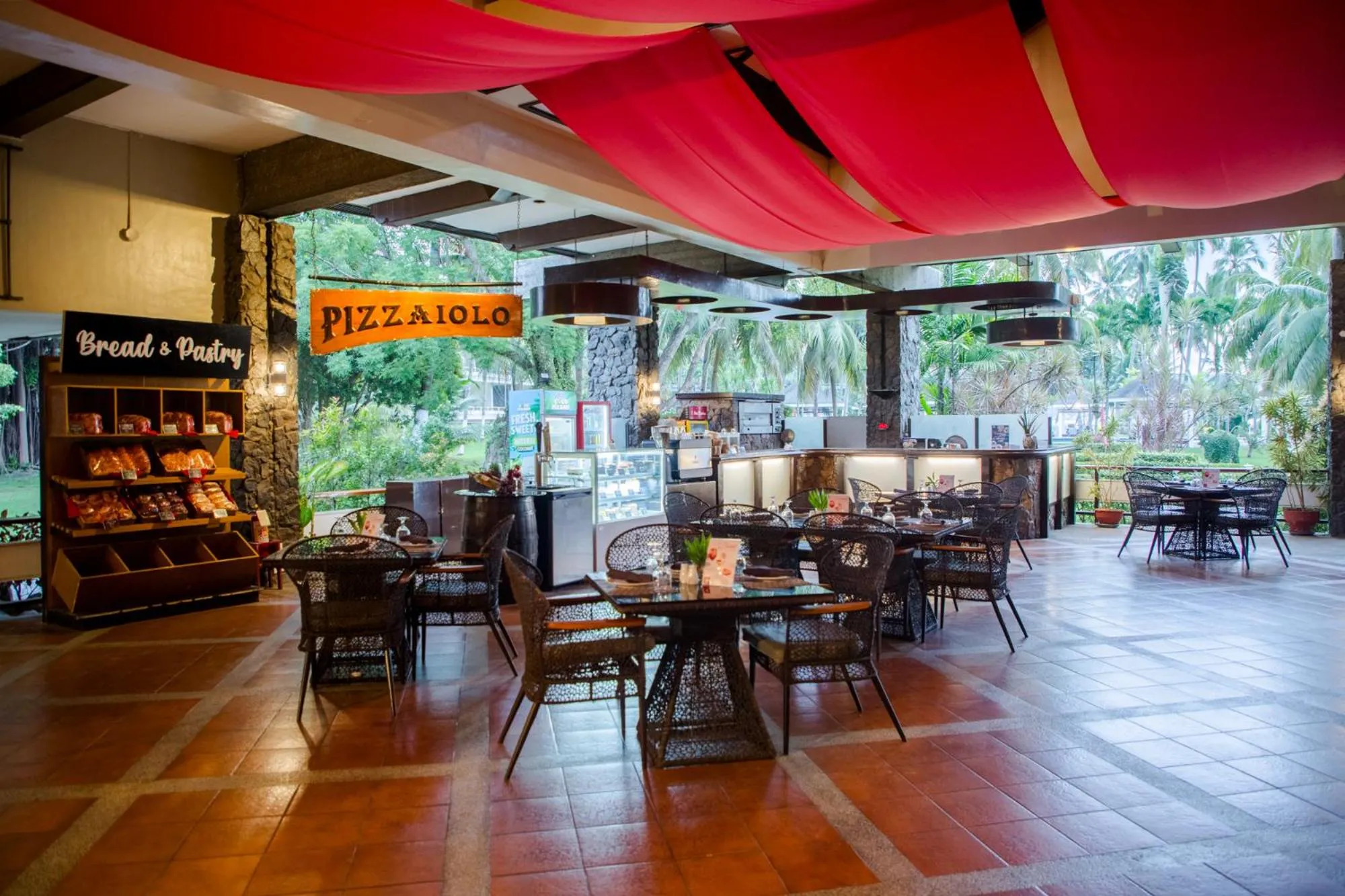 Restaurant/places to eat in Waterfront Insular Hotel Davao