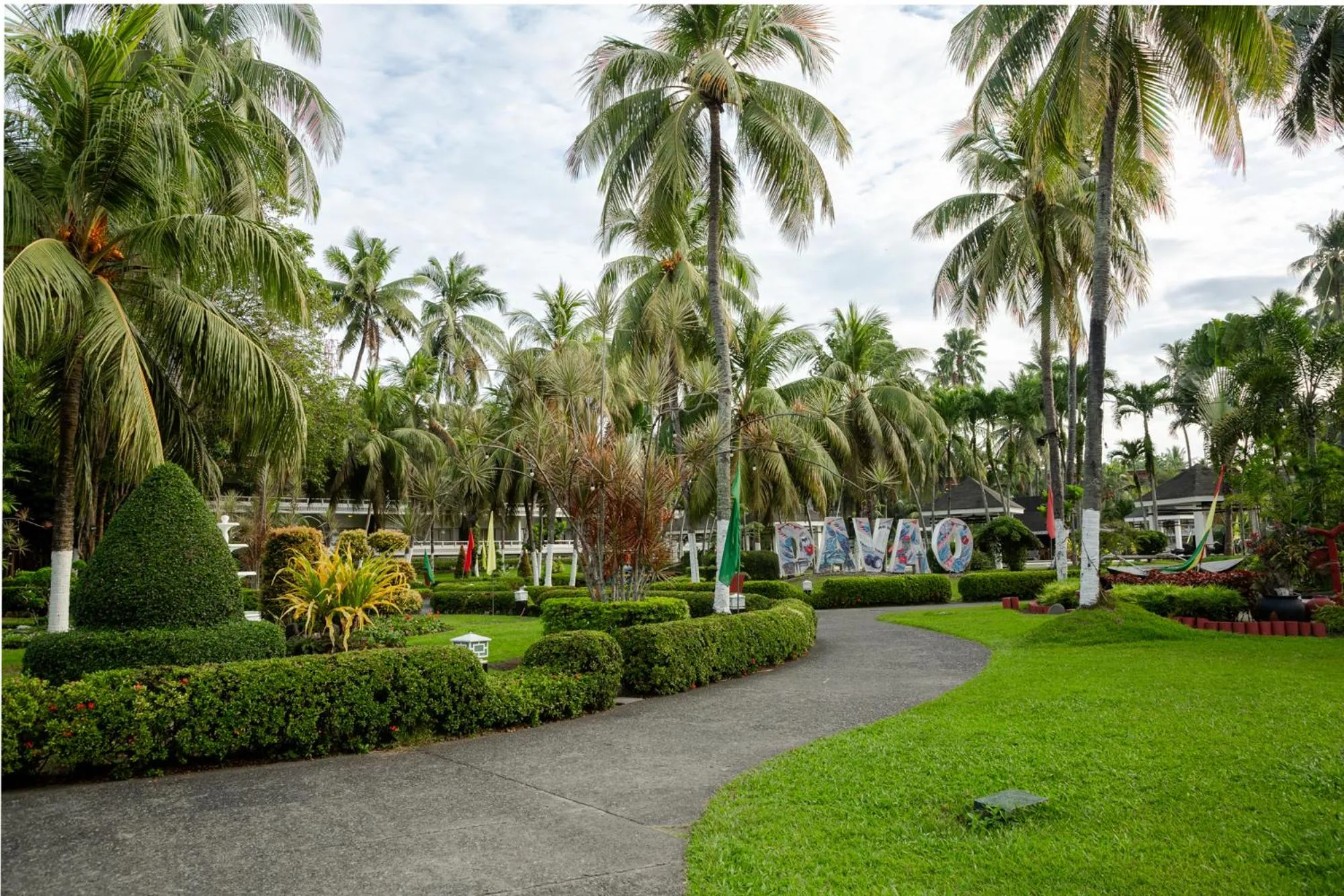 Garden in Waterfront Insular Hotel Davao