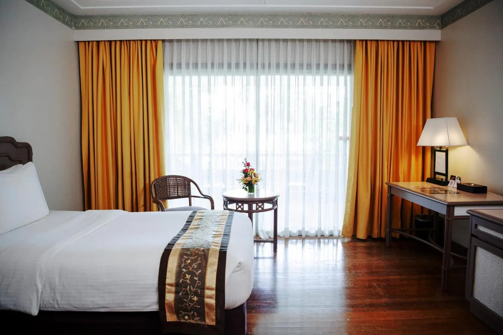 Premium Double or Twin Room in Waterfront Insular Hotel Davao Premium Double or Twin Room in Waterfront Insular Hotel Davao