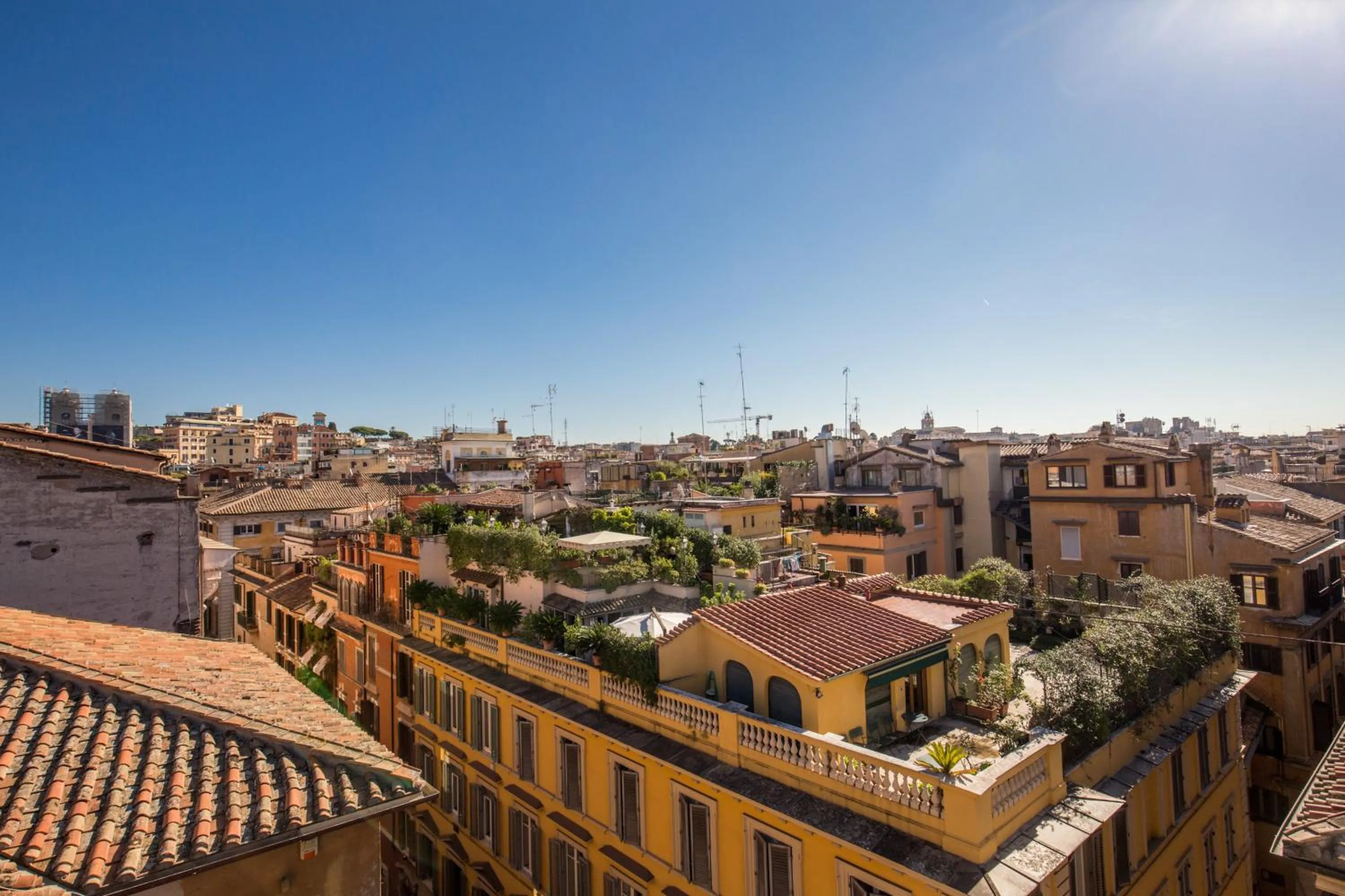Day in Hotel La Lumiere Di Piazza Di Spagna