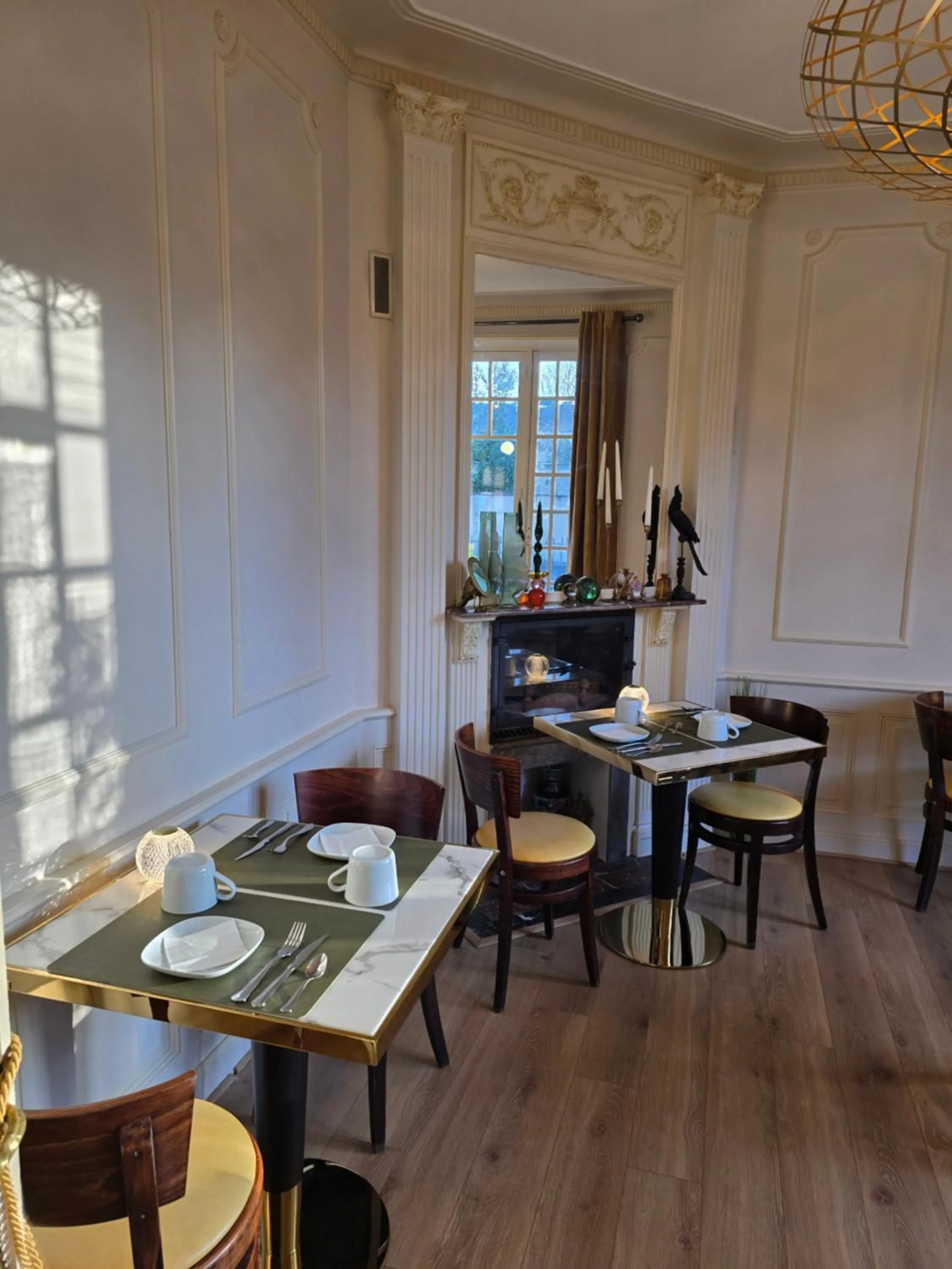 Breakfast in Le Castel Guesthouse