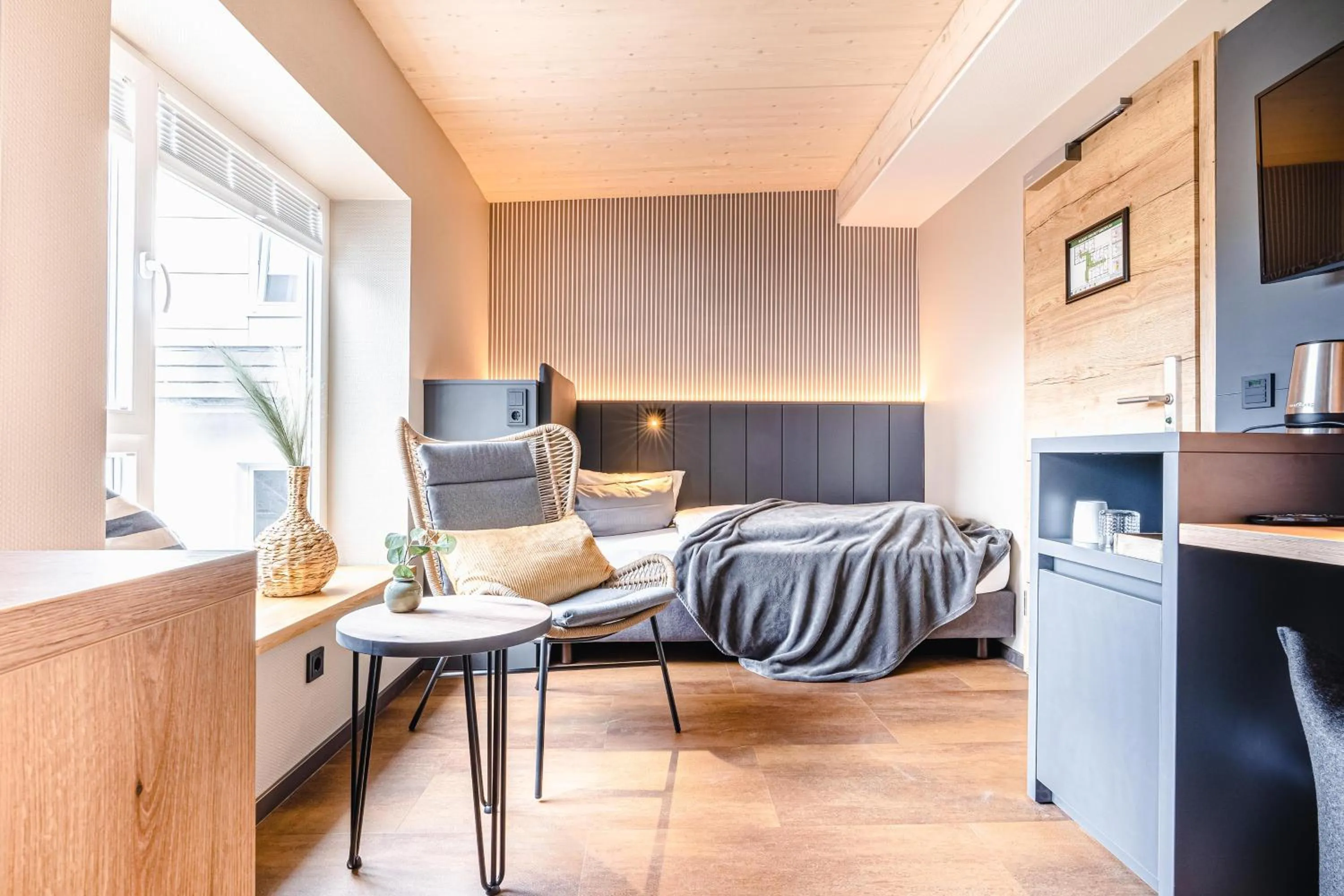 Single Room in Arthotel Bakker