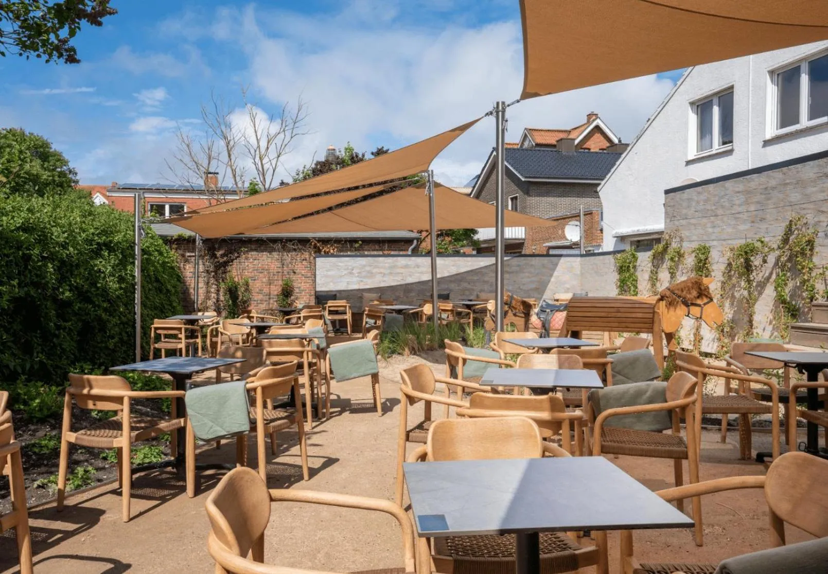 Patio in Arthotel Bakker