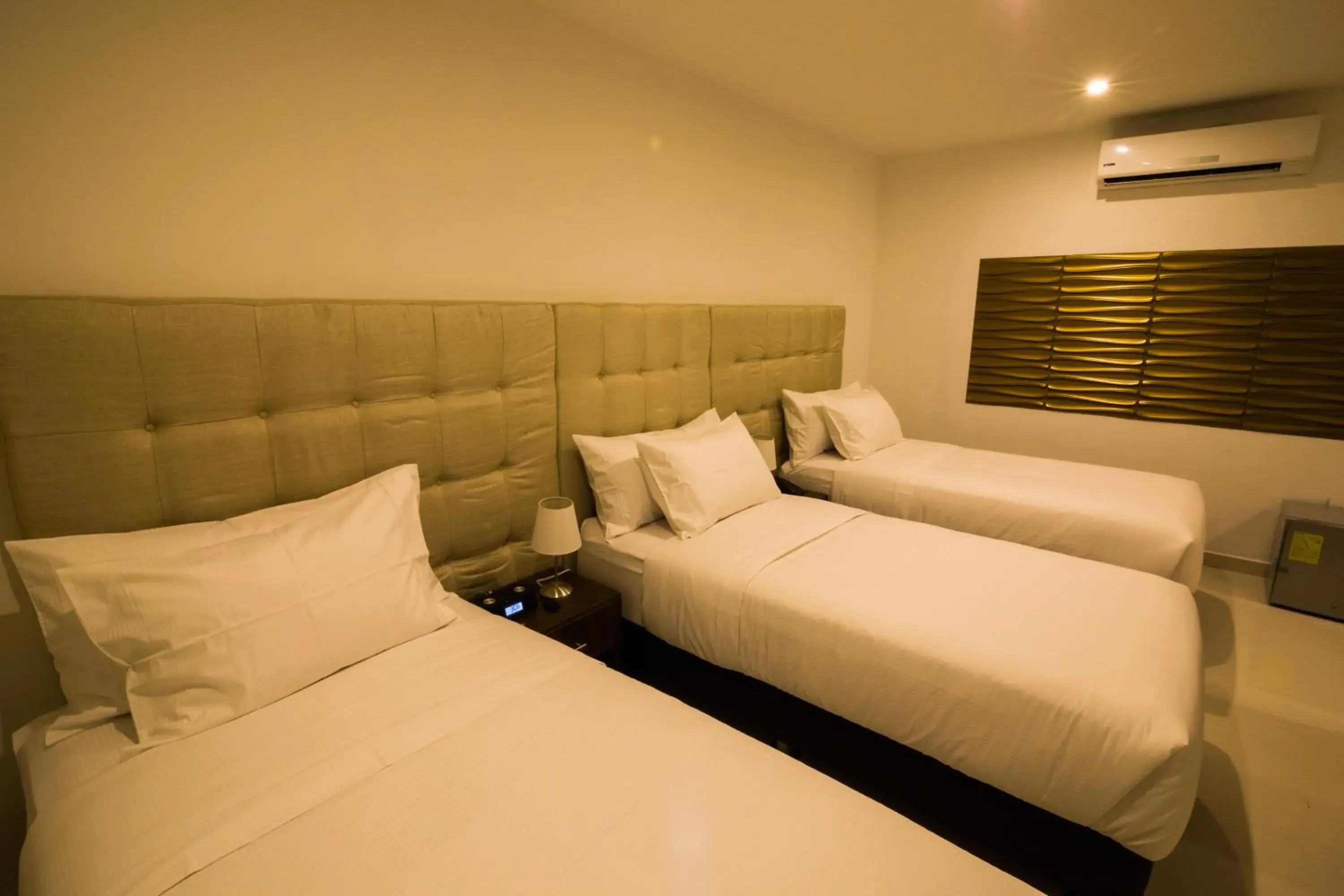 Triple Room in Hotel Parque Del Sol Triple Room in Hotel Parque Del Sol