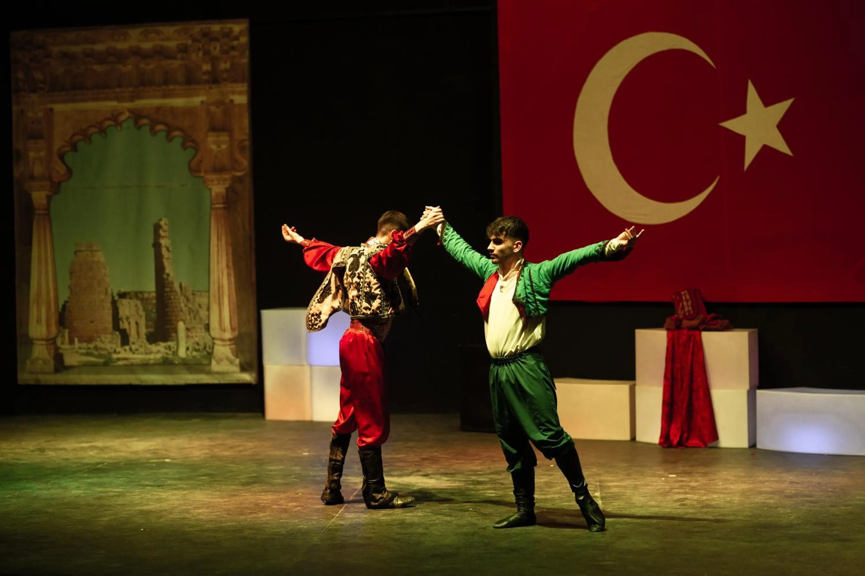 Evening entertainment in Club Hotel Felicia Village