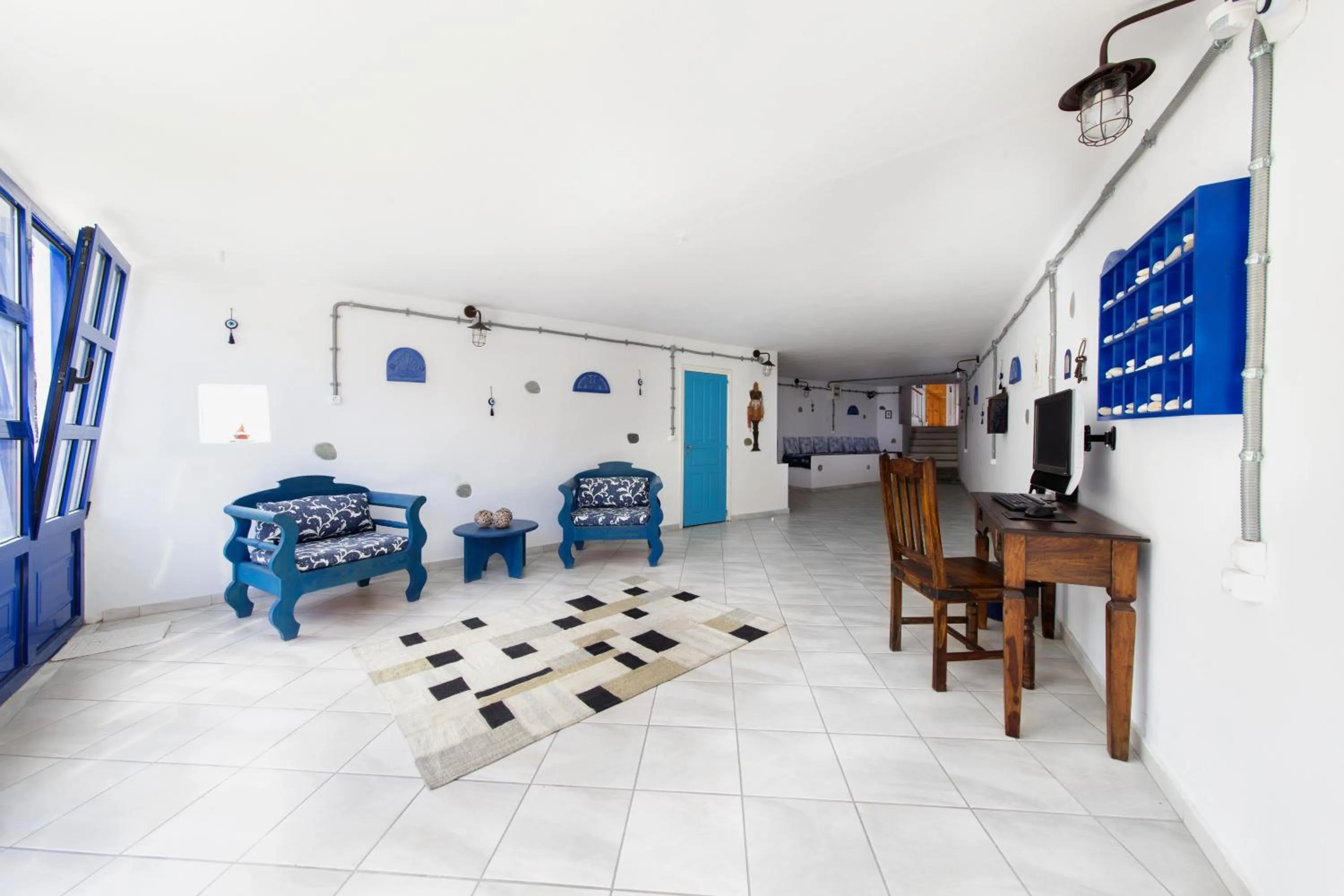 Area and facilities in Atheras