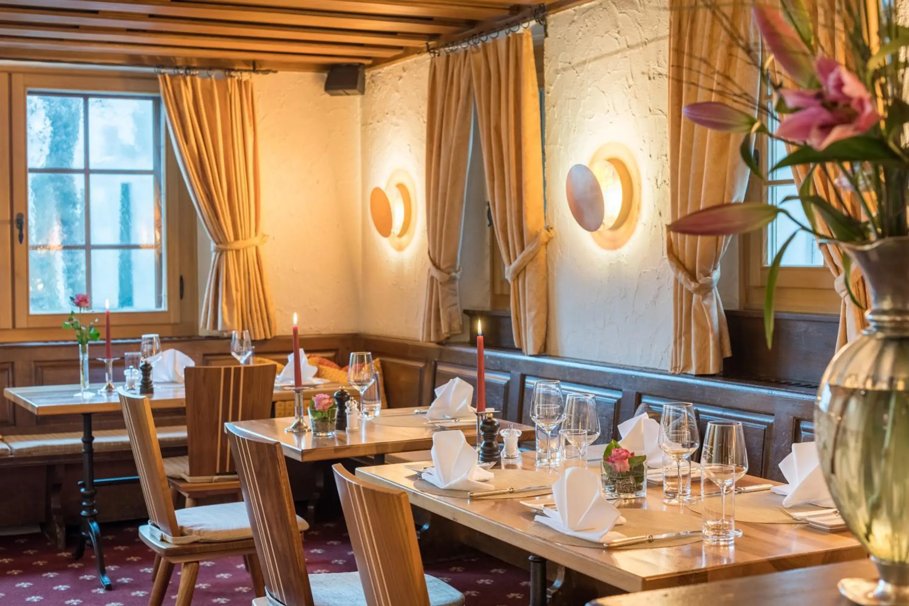 Restaurant/places to eat in Schweizerhaus Swiss Quality Hotel Restaurant/places to eat in Schweizerhaus Swiss Quality Hotel