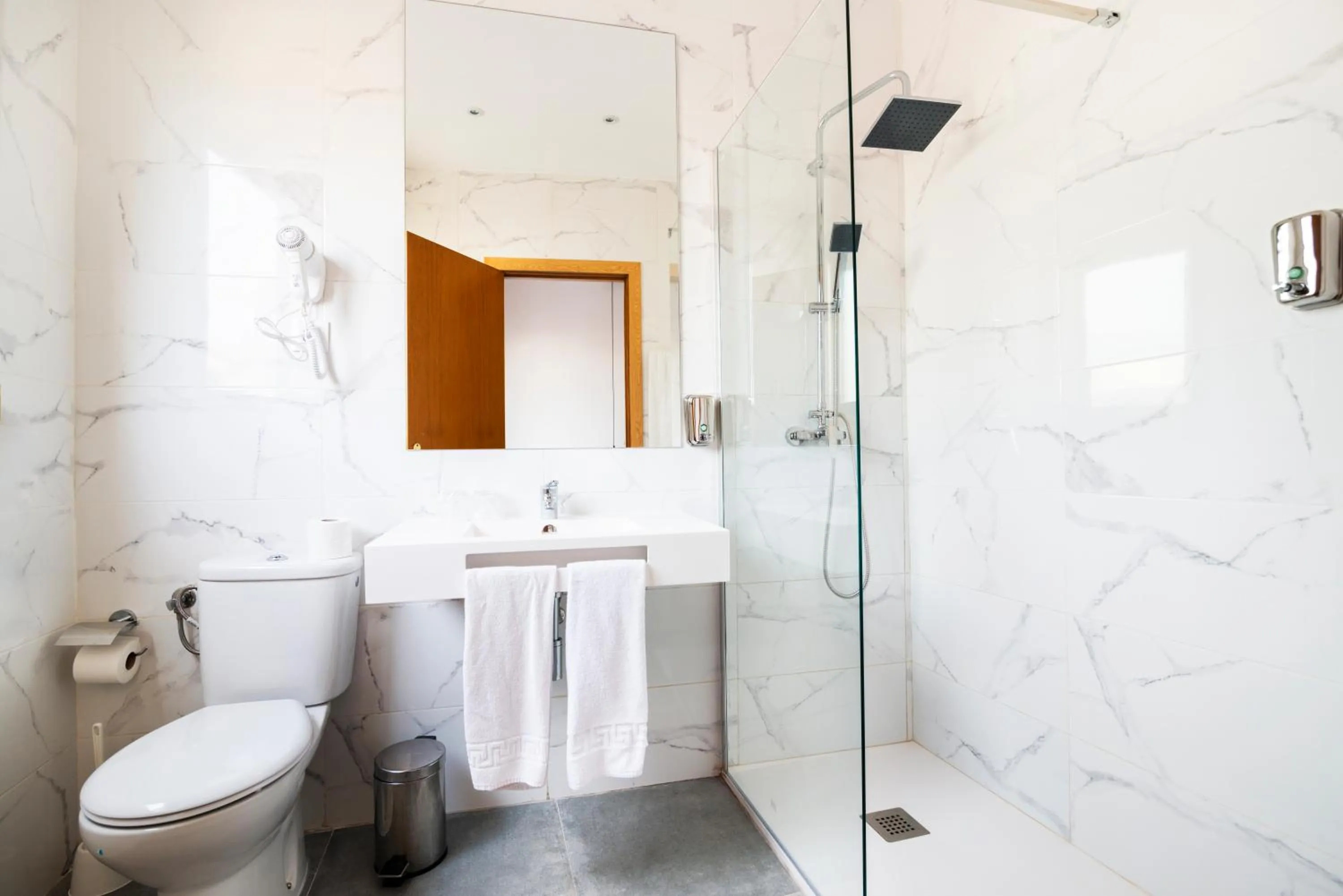 Bathroom in Madrisol