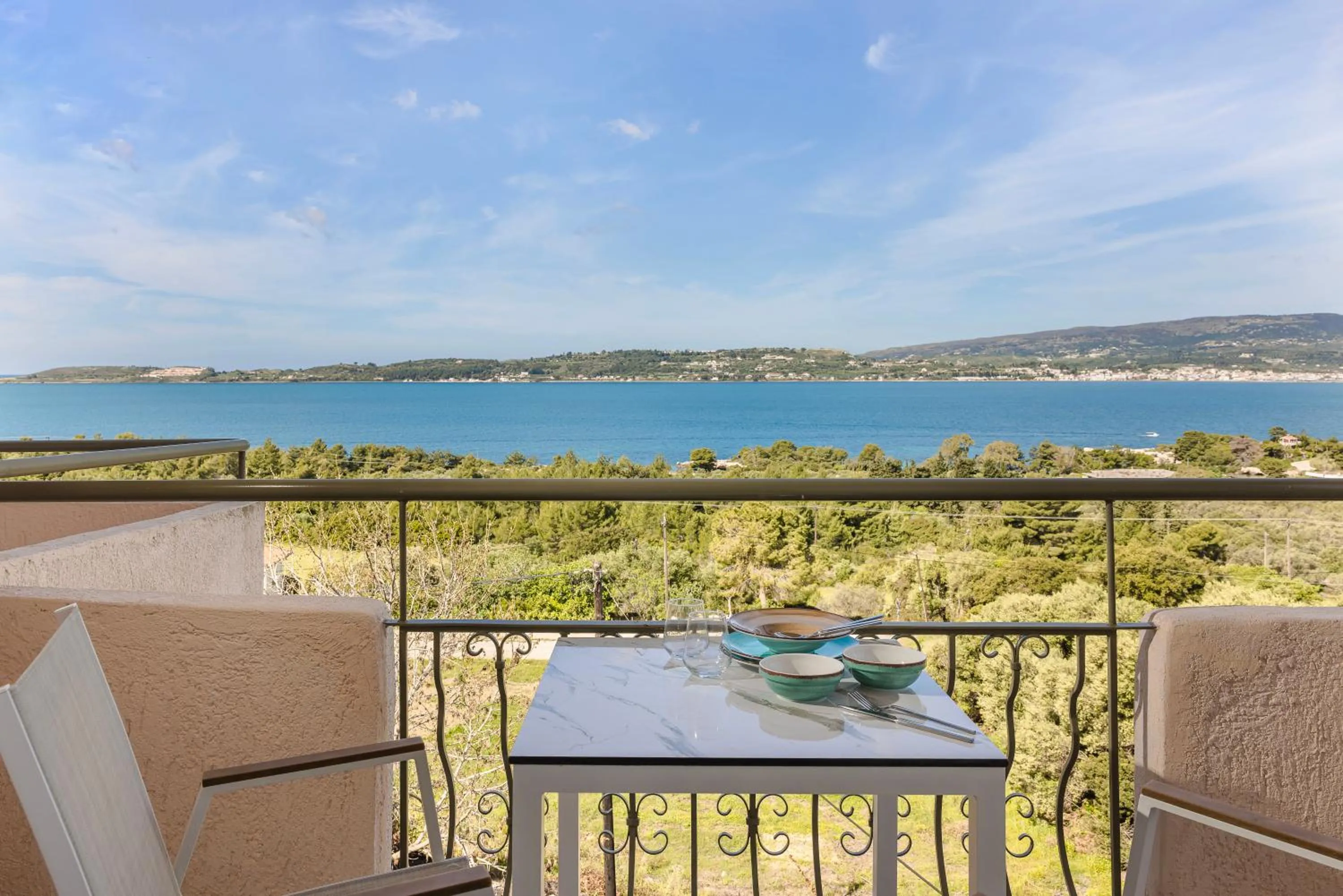 Natural landscape in Panorama Fanari studios and apartments