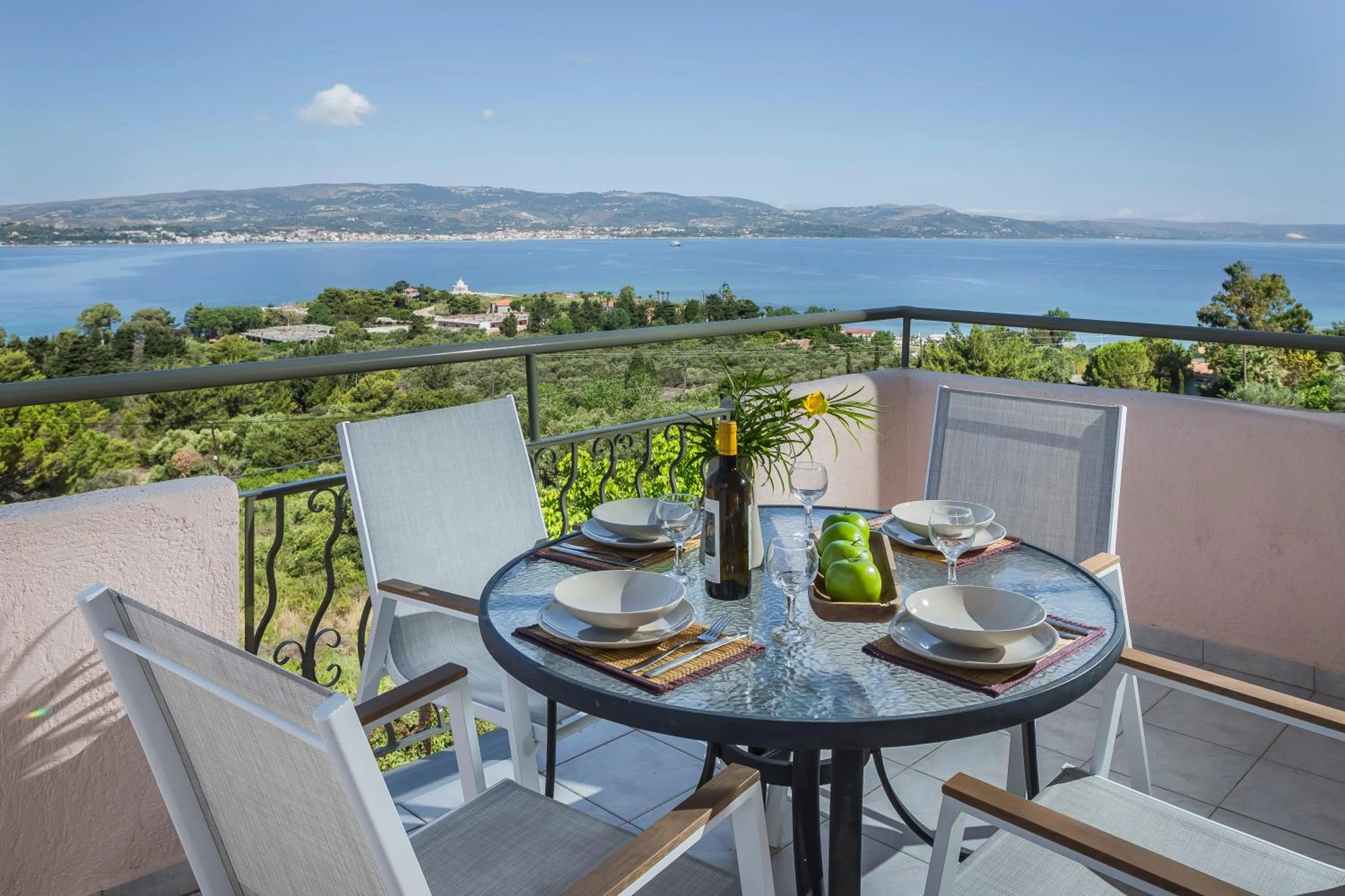 Natural landscape in Panorama Fanari studios and apartments