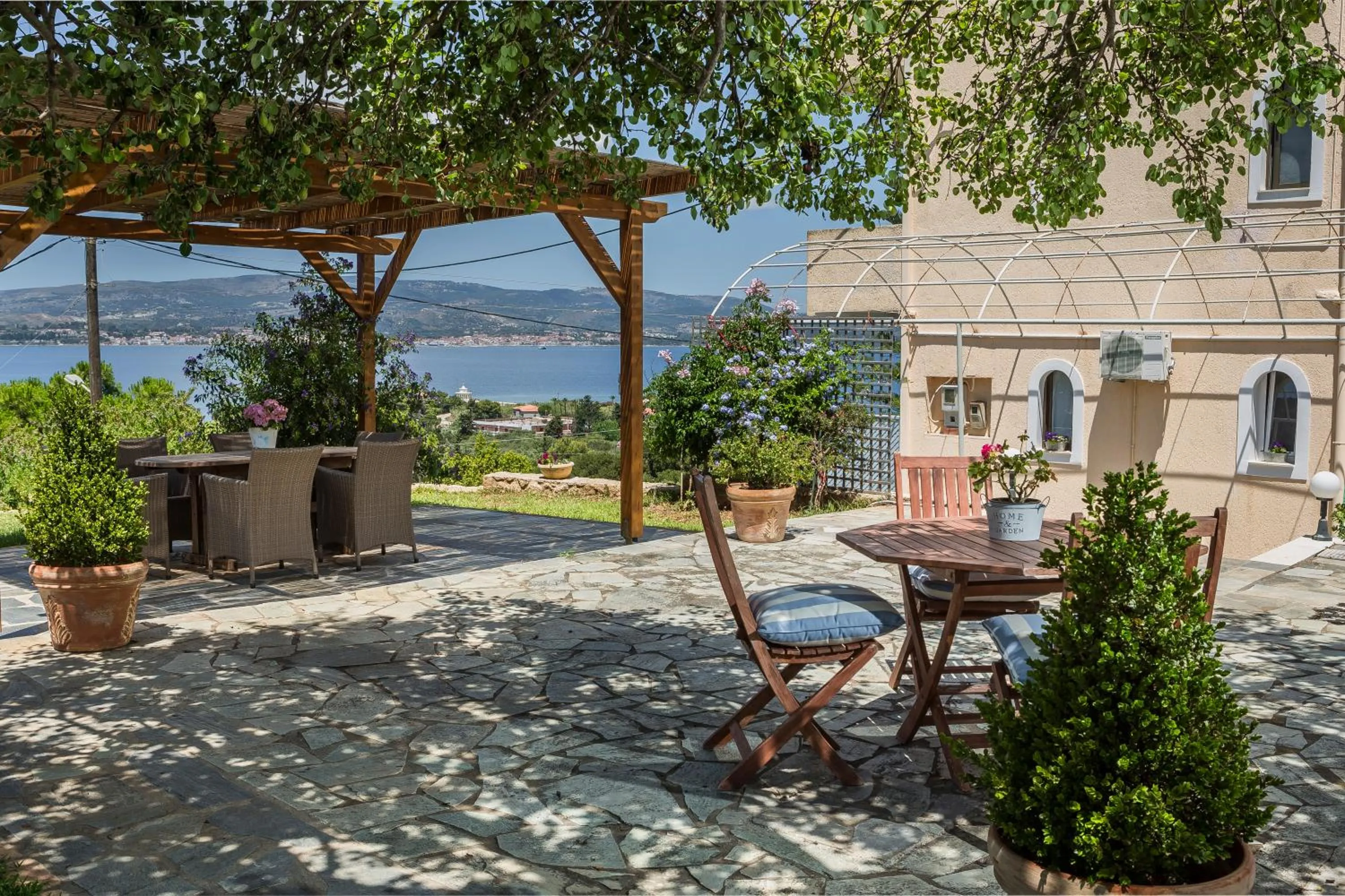 City view in Panorama Fanari studios and apartments