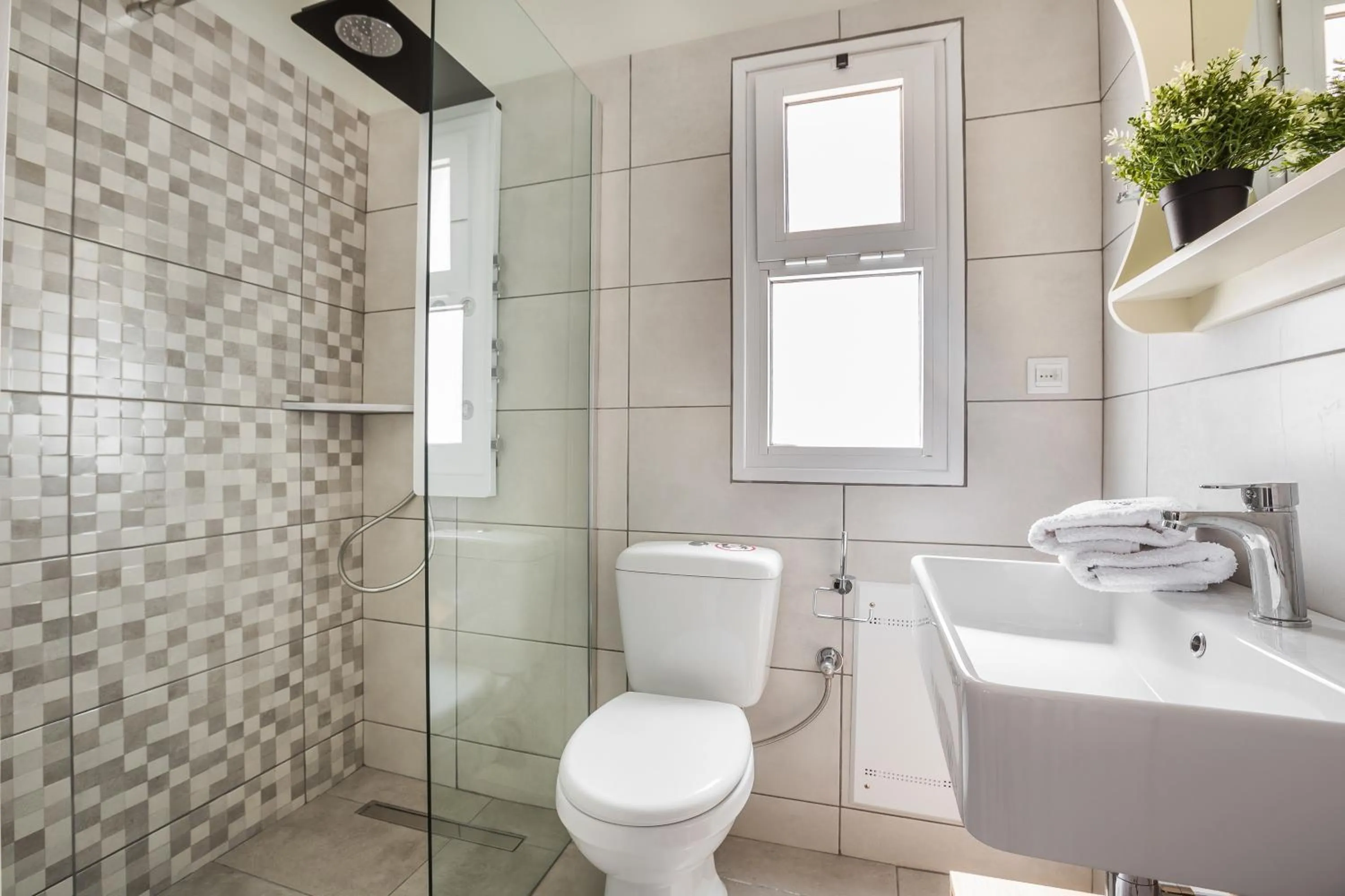 Bathroom in Panorama Fanari studios and apartments