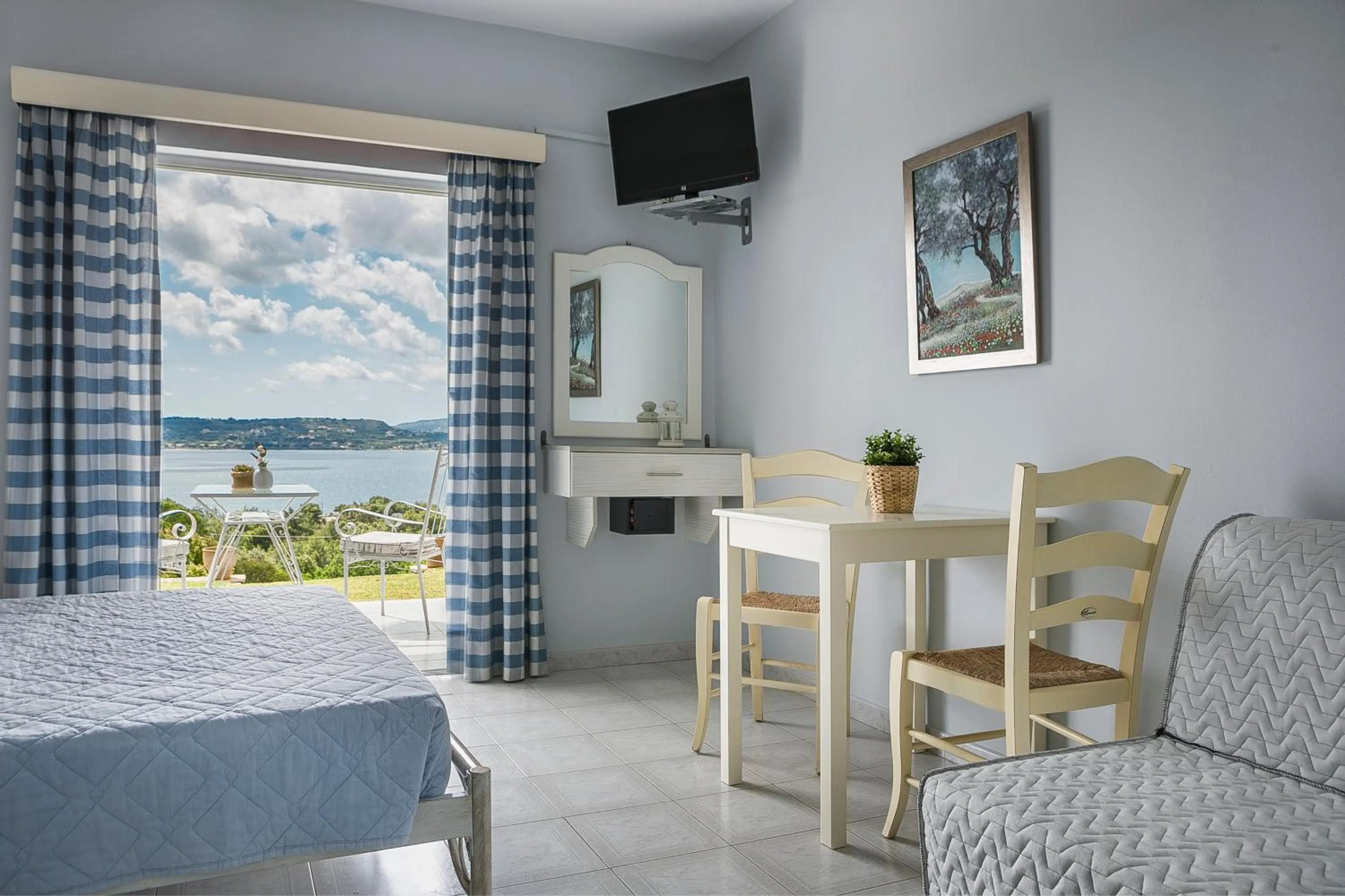 Photo of the whole room in Panorama Fanari studios and apartments