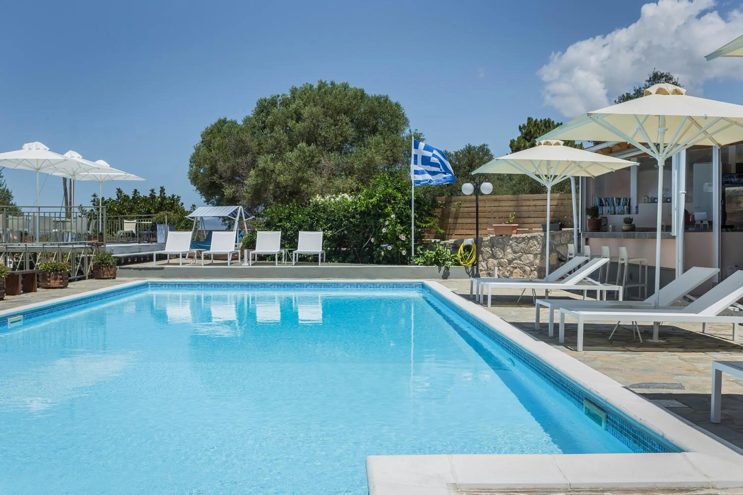 Swimming pool in Panorama Fanari studios and apartments