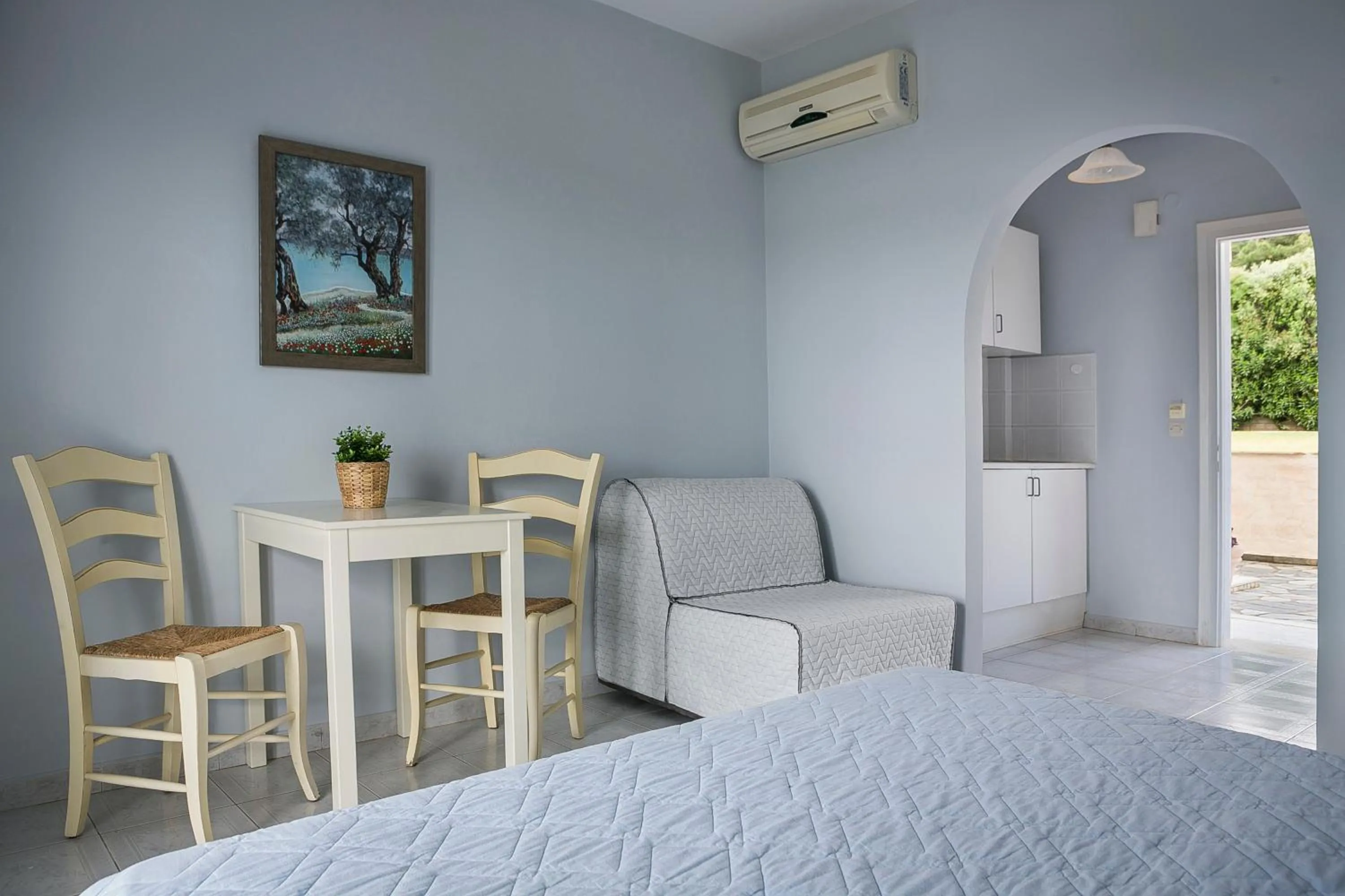 Photo of the whole room, Bed in Panorama Fanari studios and apartments