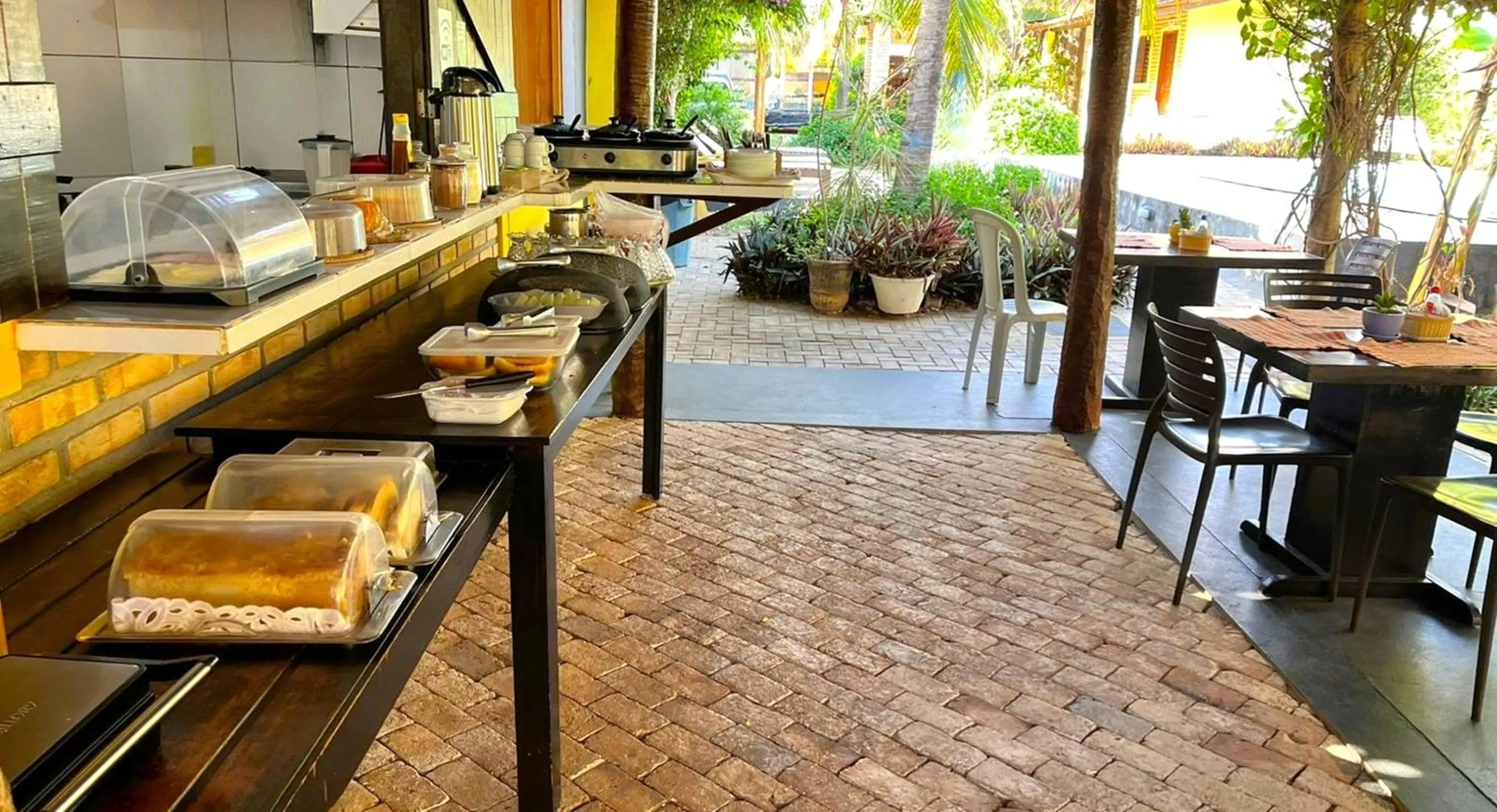 Breakfast in Pousada Ello