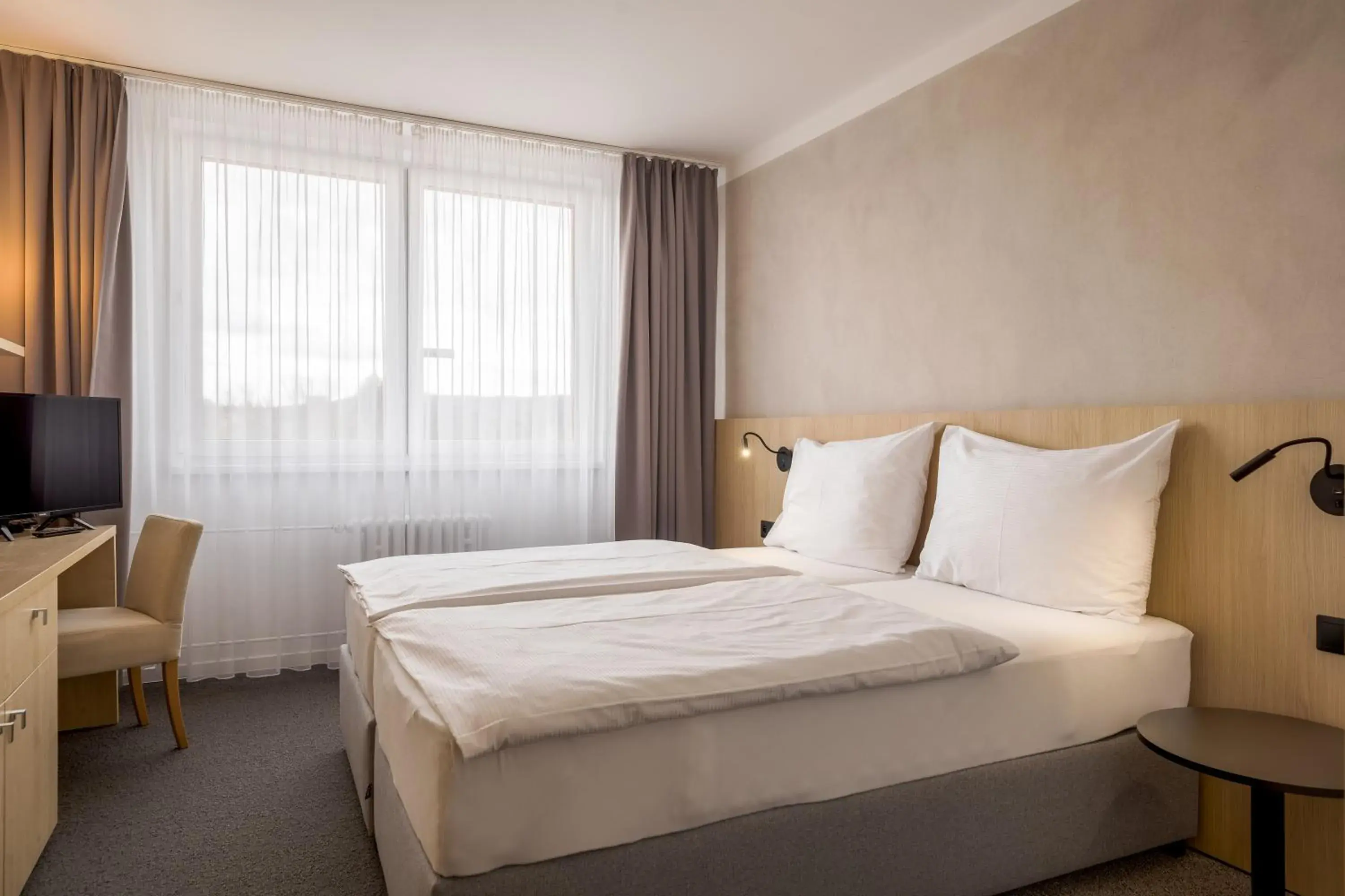 Business Apartment with Air-Conditioning in Hotel Vista Business Apartment with Air-Conditioning in Hotel Vista