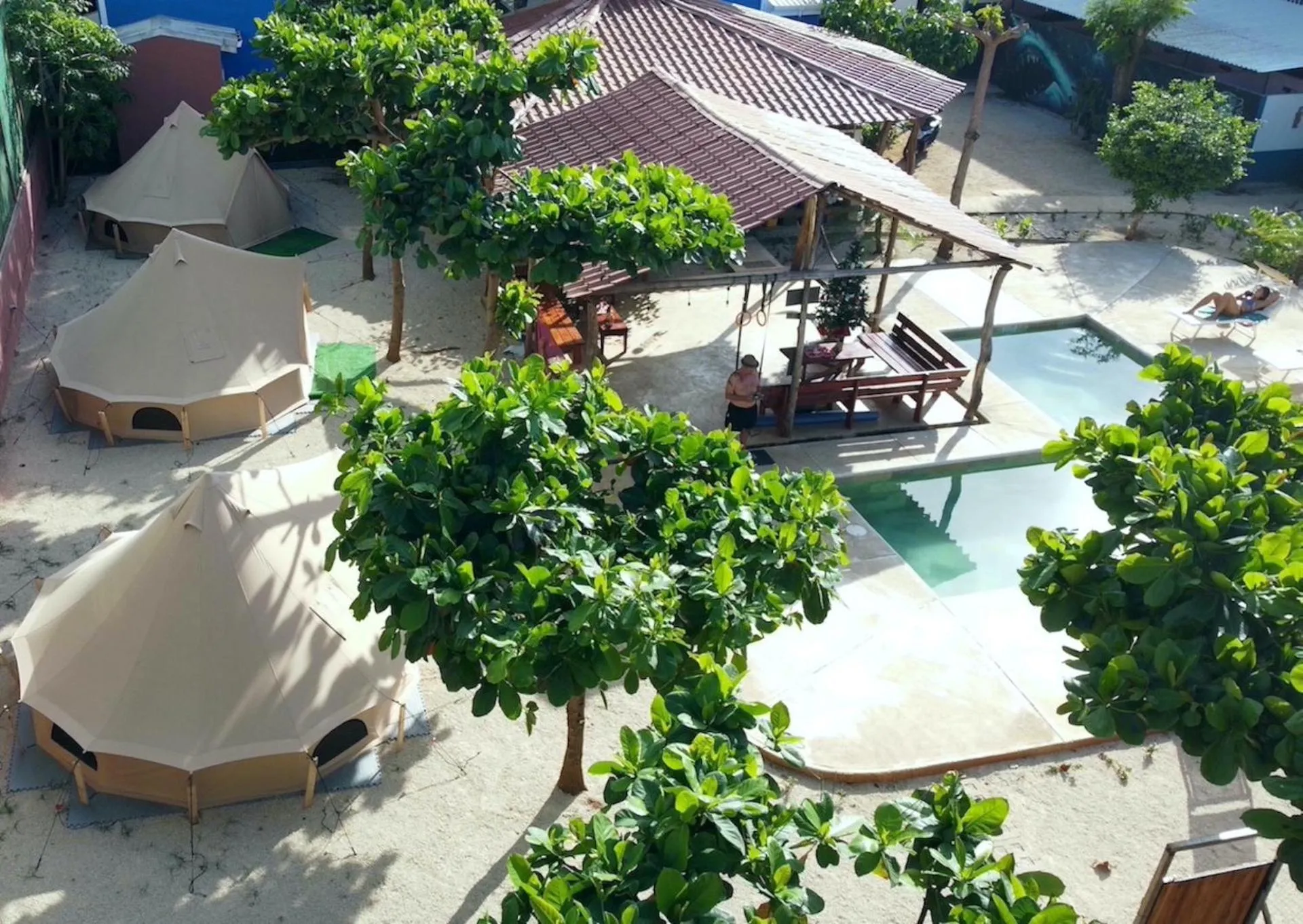 TamaHostel & Glamping