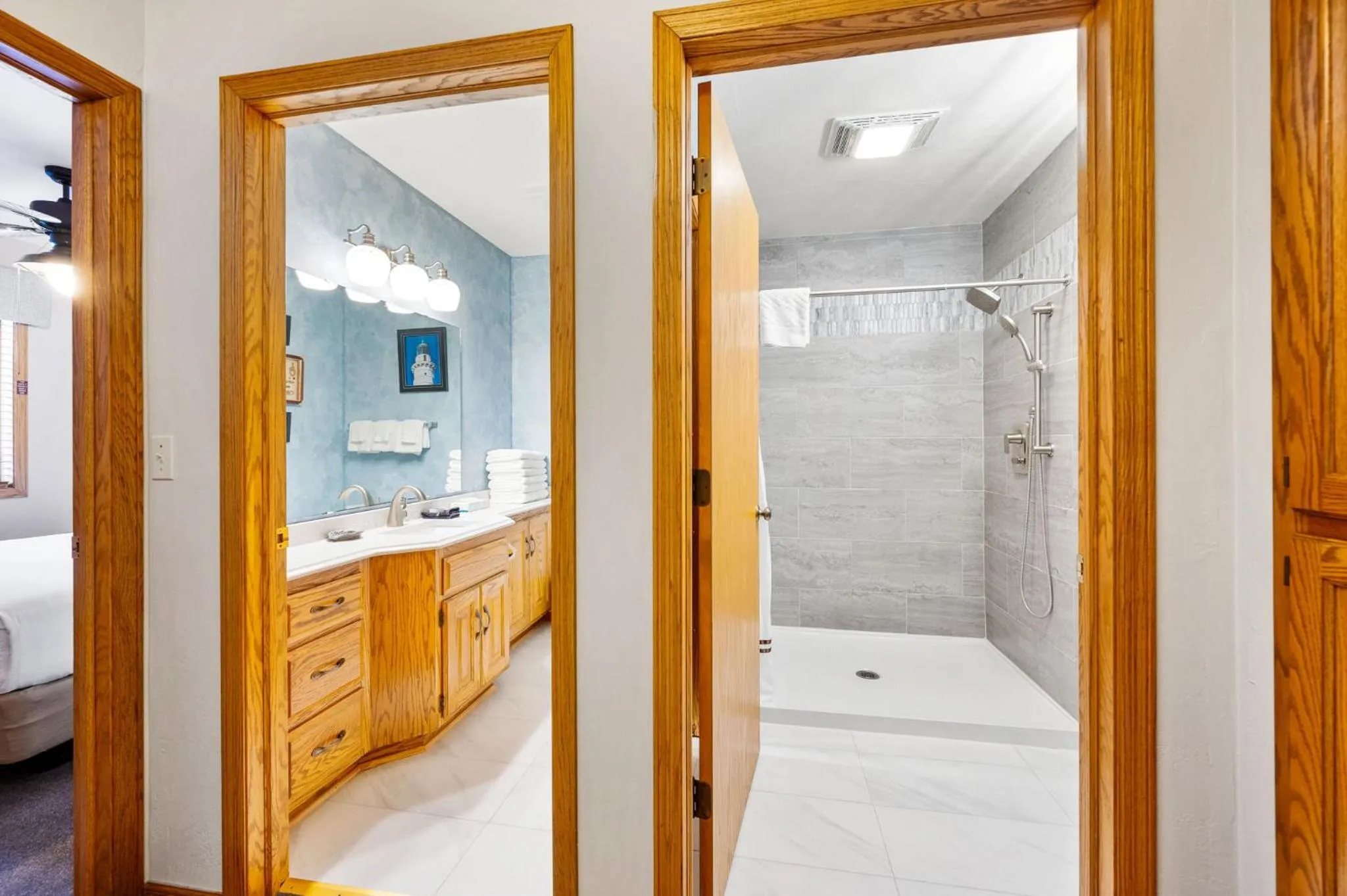 Bathroom in Evergreen Hill Condominiums