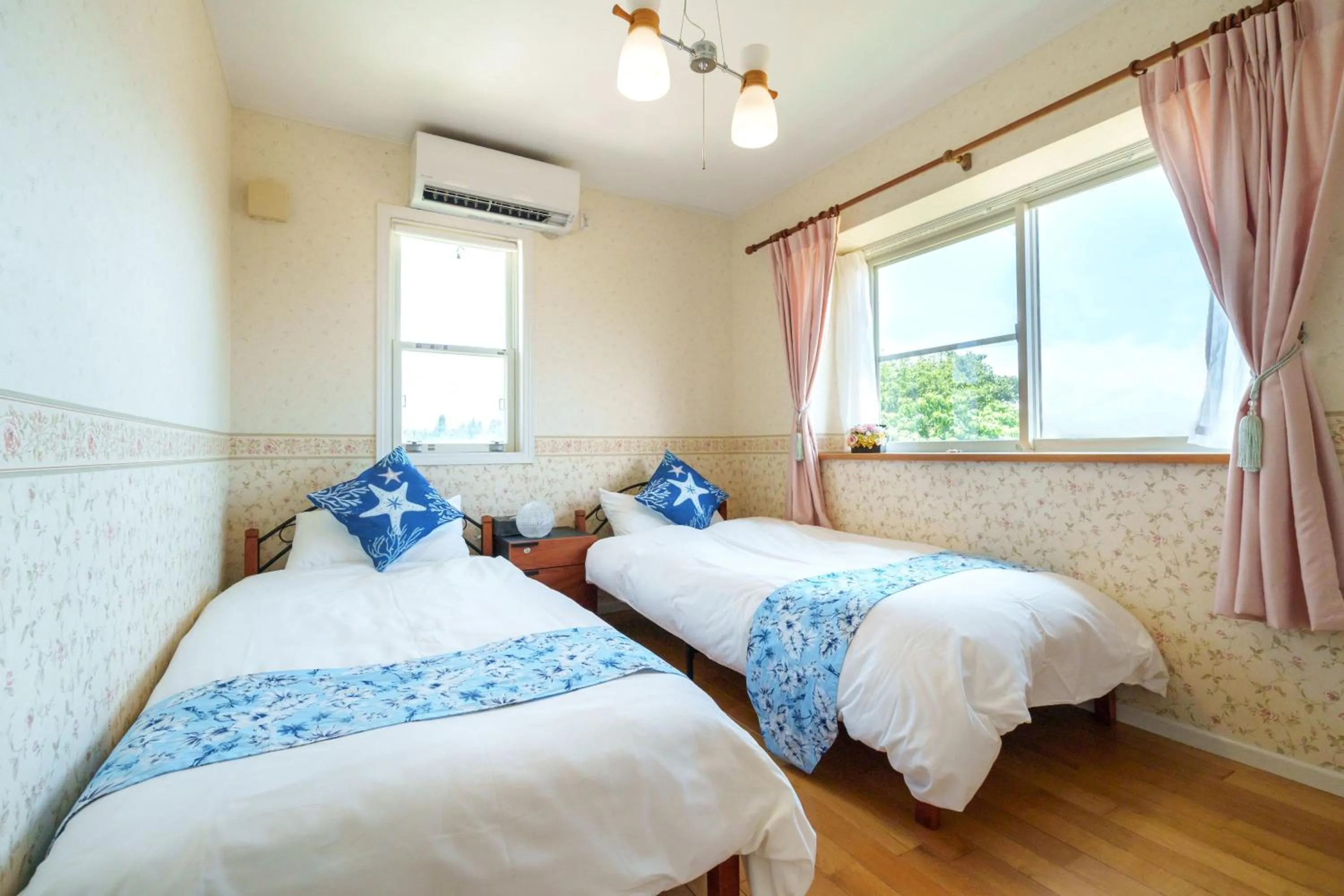 Bedroom, Bed in Hills Villa Miyakojima