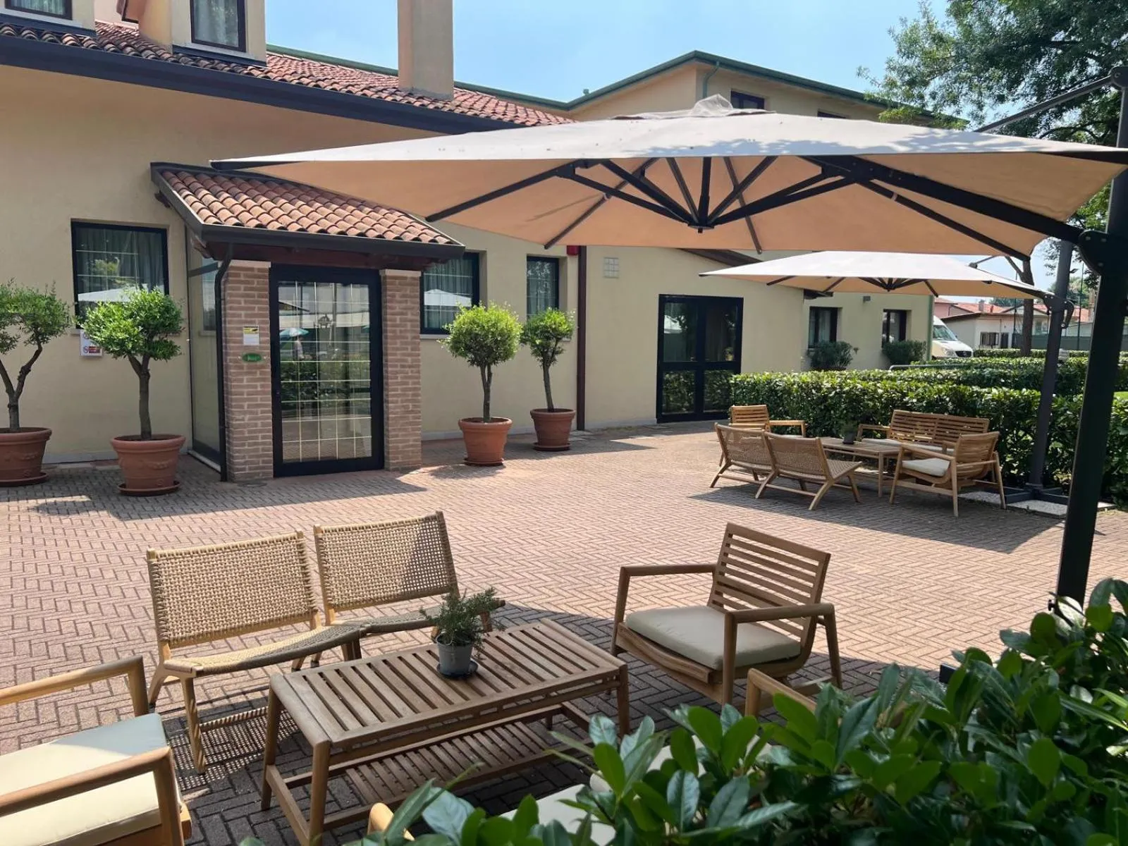 Property building in GREEN GARDEN Resort - Smart Hotel