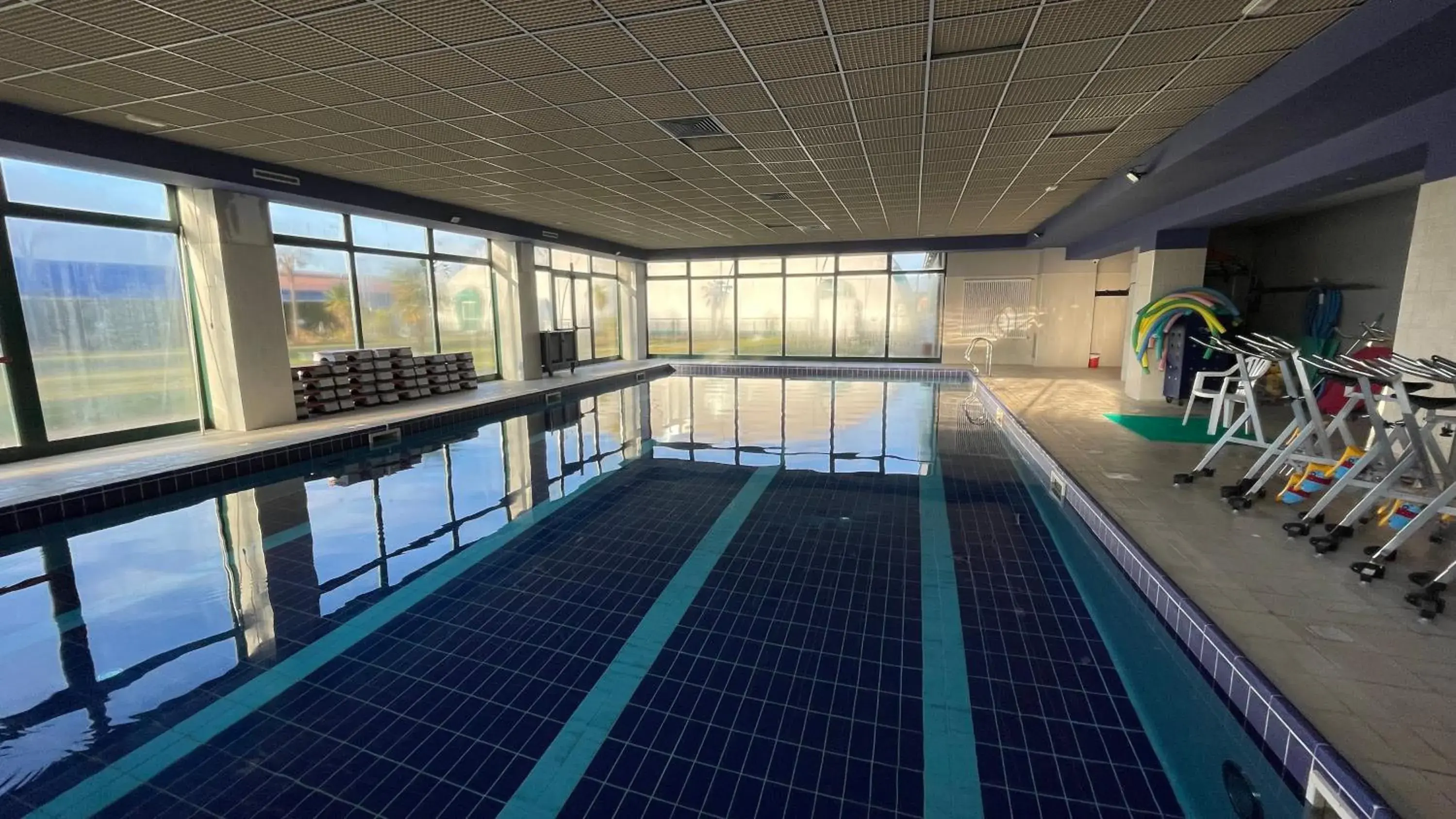 Swimming pool in GREEN GARDEN Resort - Smart Hotel Swimming pool in GREEN GARDEN Resort - Smart Hotel