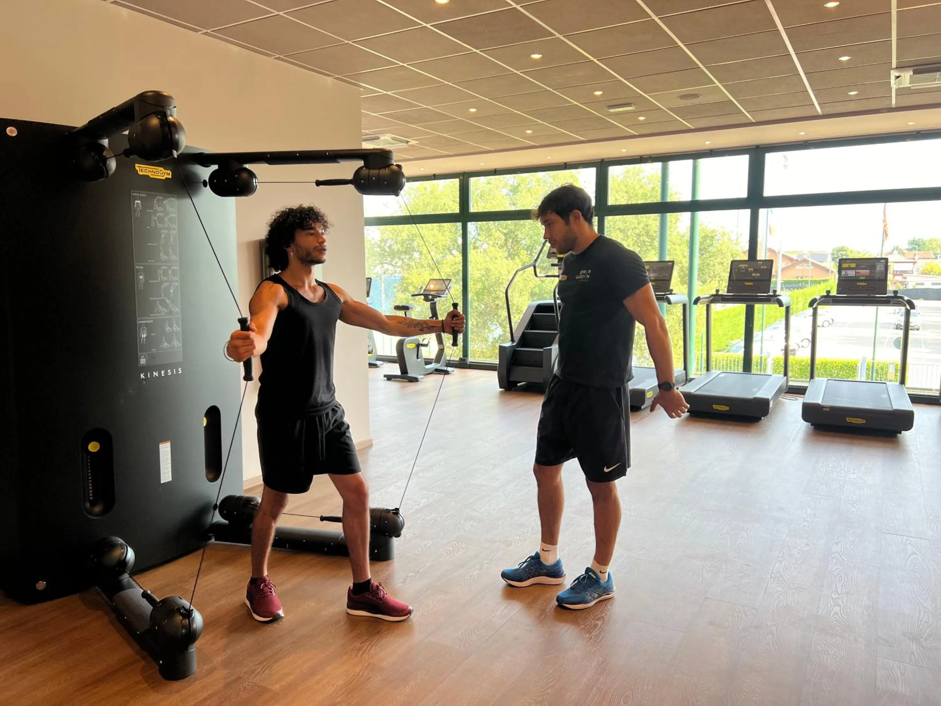 People in GREEN GARDEN Resort - Smart Hotel