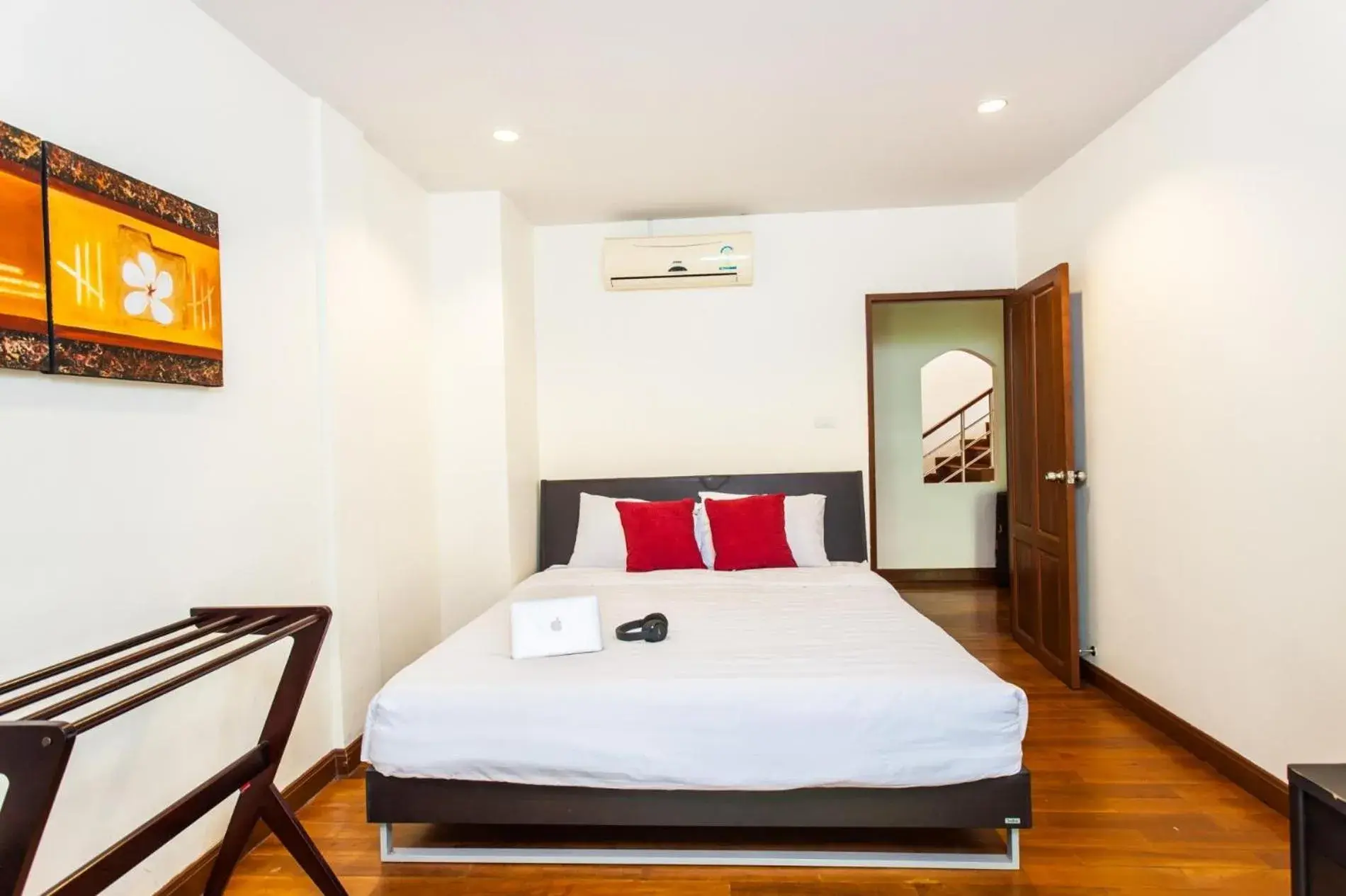 Floor plan, Bed in Kata Top View by Lofty Floor plan, Bed in Kata Top View by Lofty